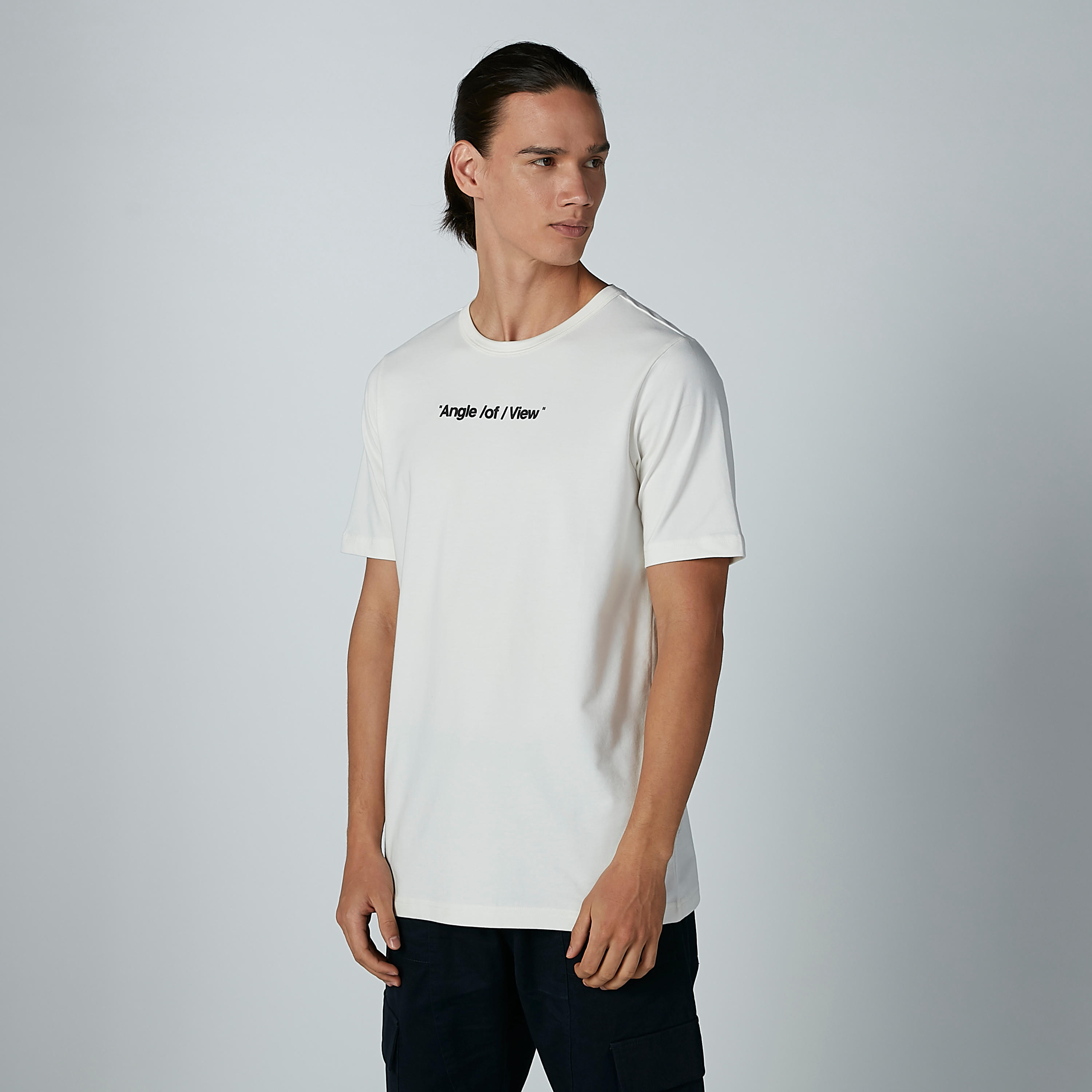 تيشيرت بطبعات وياقة مستديرة وأكمام قصيرة-men-clothing-tshirtsandpolos-tshirts-image-1