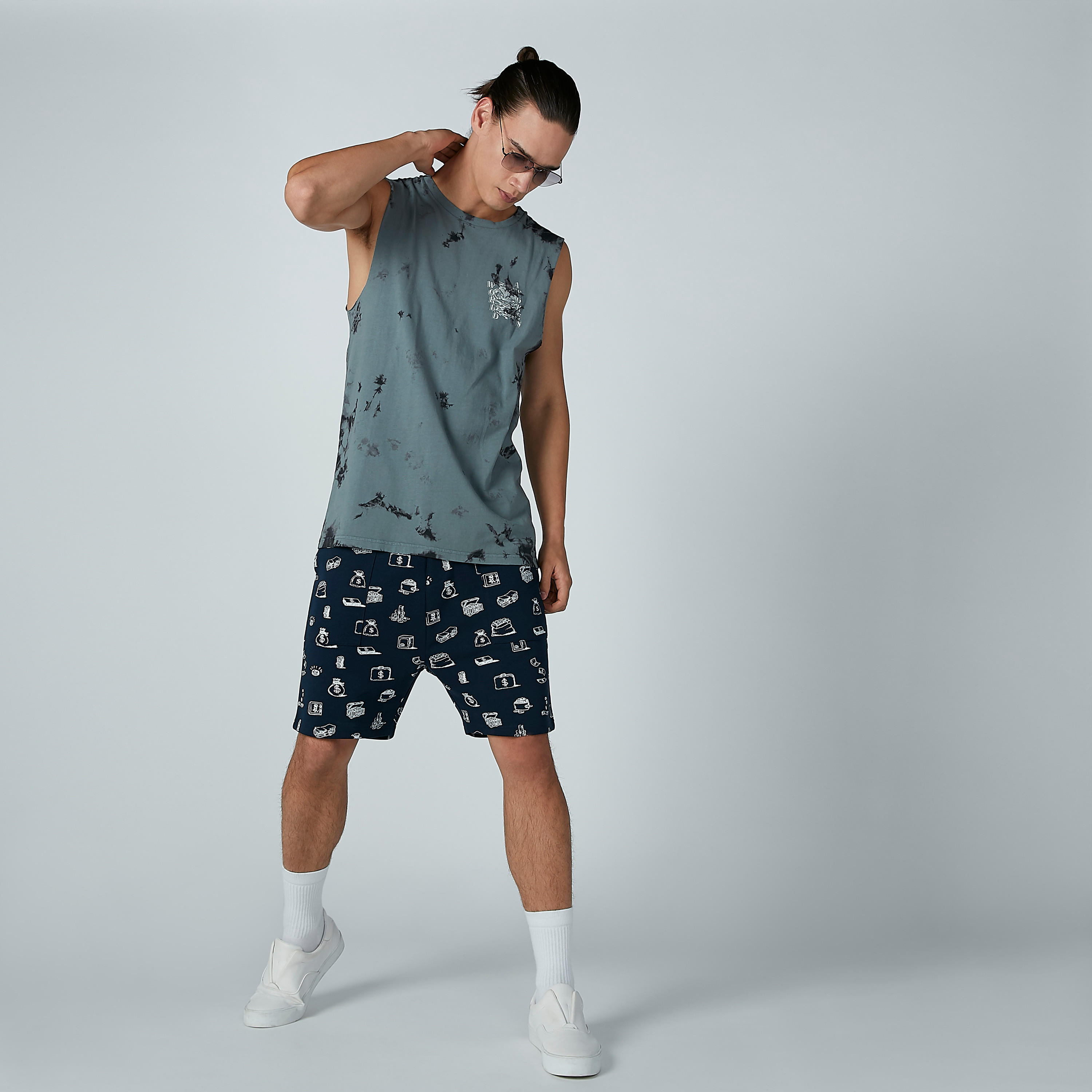 تيشيرت دون أكمام بياقة مستديرة وطبعات-men-clothing-tshirtsandpolos-tshirts-image-4