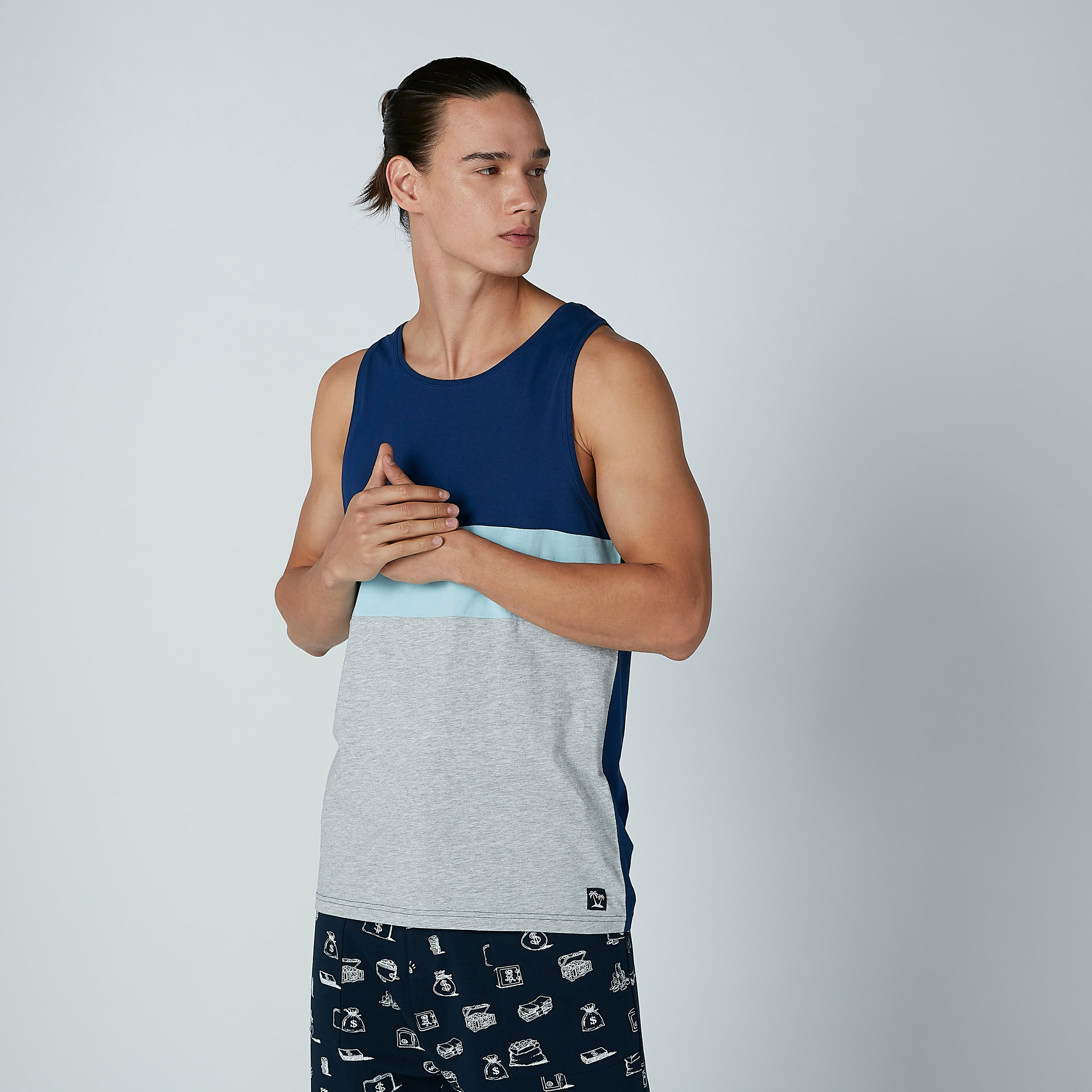 تيشيرت سادة دون أكمام بياقة مستديرة-men-clothing-tshirtsandpolos-tshirts-image-2