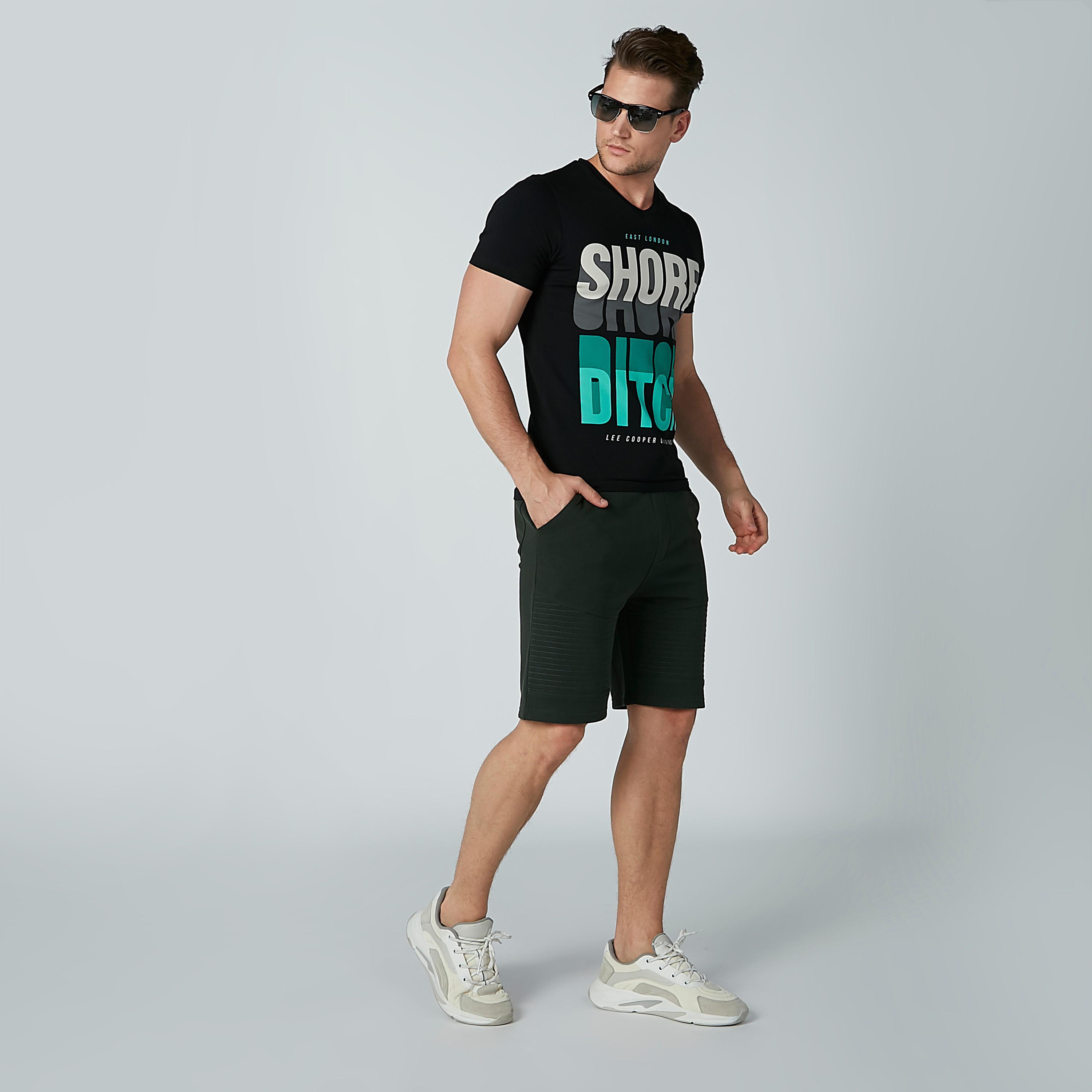 شورت برباط إغلاق وجيوب-men-clothing-bottoms-shorts-image-2
