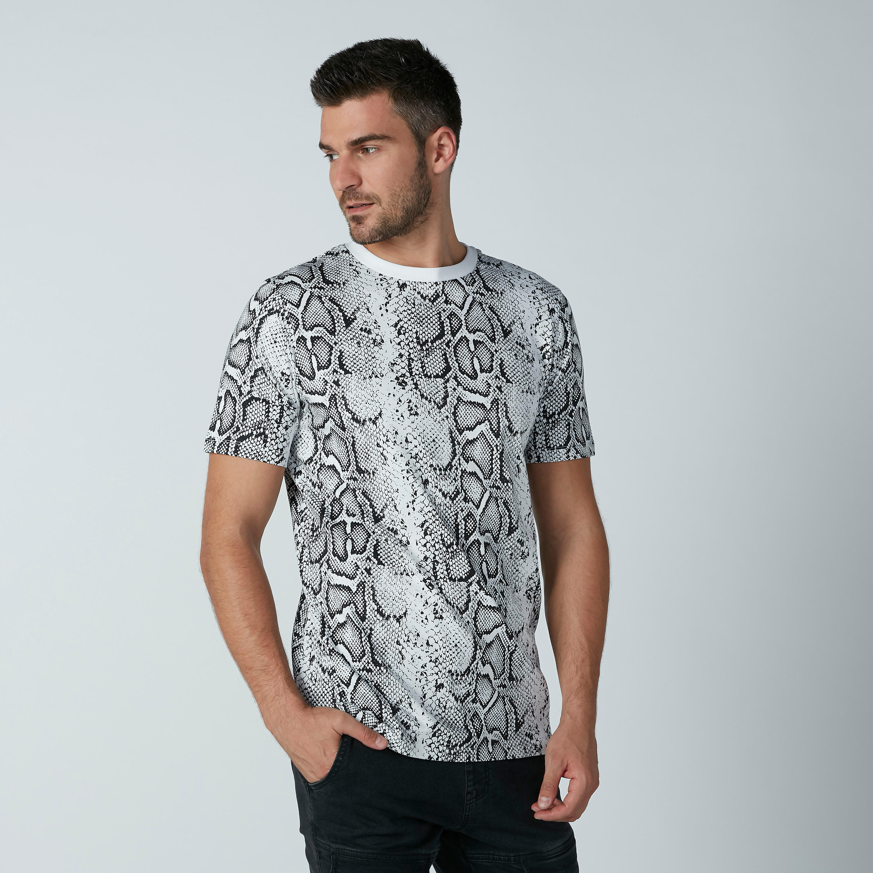 تيشيرت بأكمام قصيرة وطبعات حيوانات-men-clothing-tshirtsandpolos-tshirts-image-1