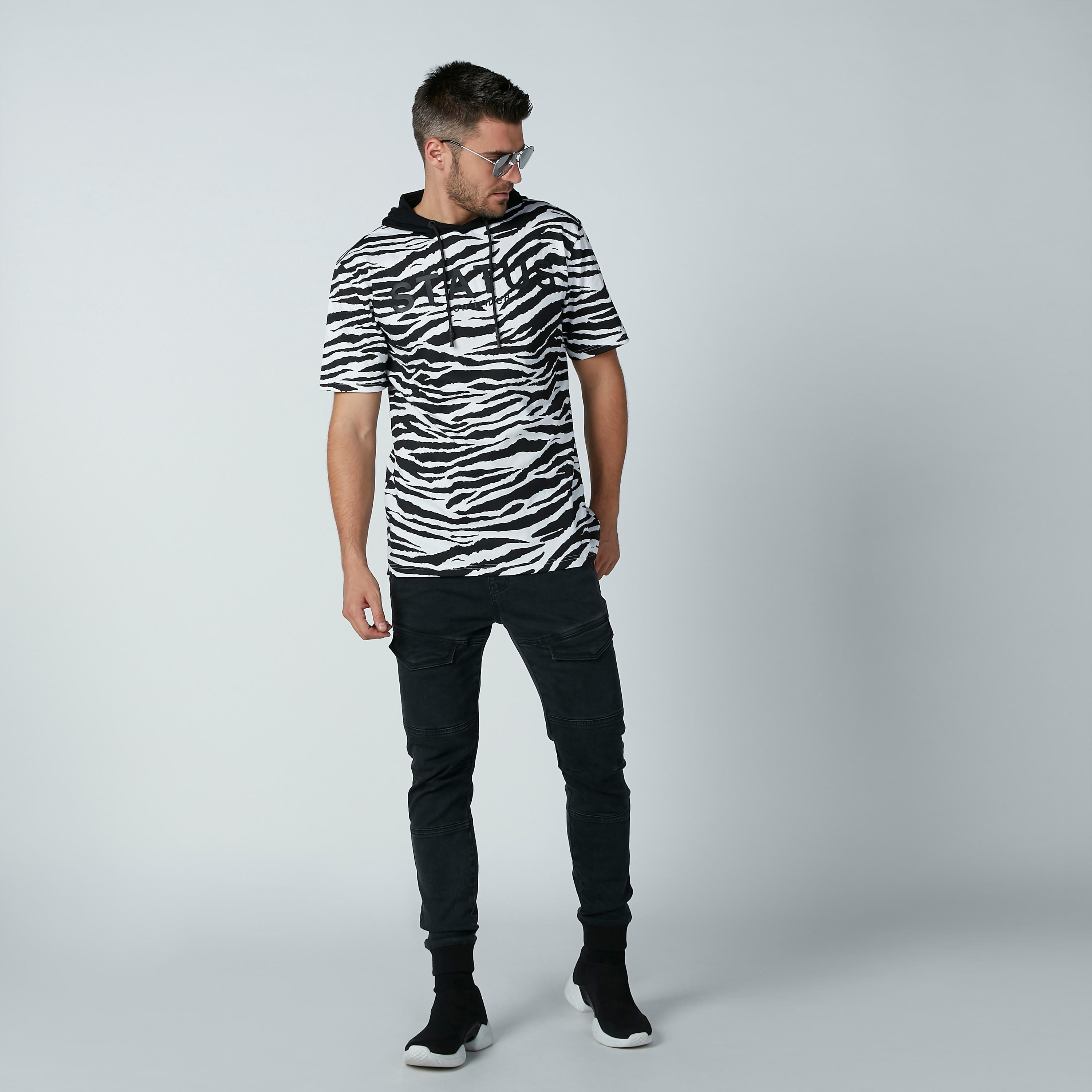 Animal Printed T-shirt with Short Sleeves-men-clothing-tshirtsandpolos-tshirts-image-2