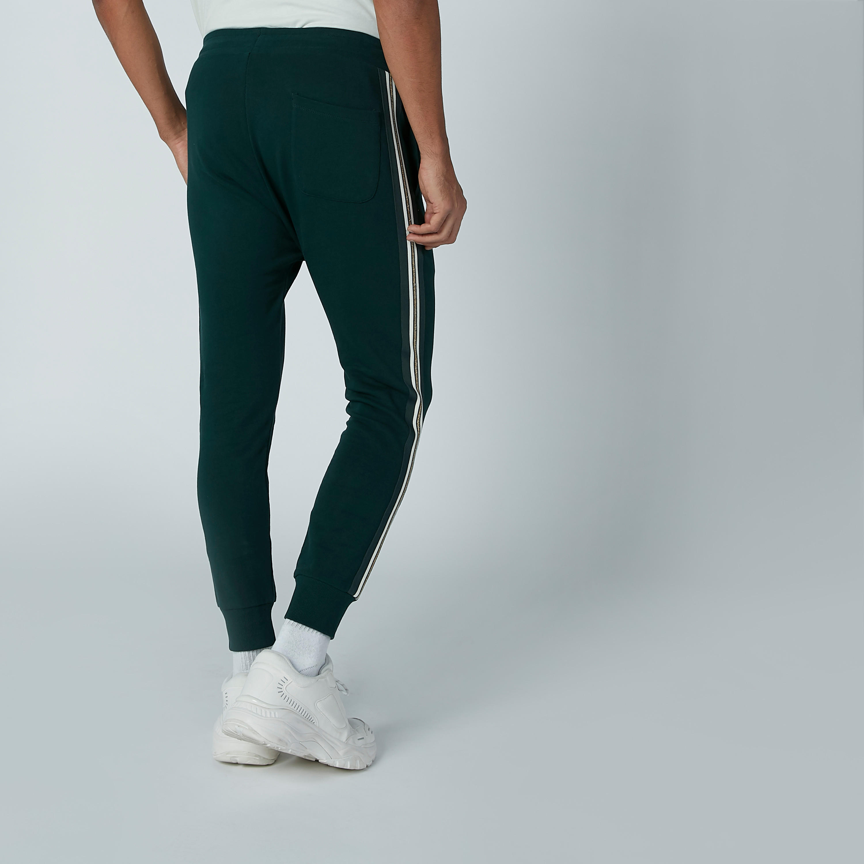 بنطال رياضي برباط وشريطة-men-clothing-bottoms-joggers-image-4