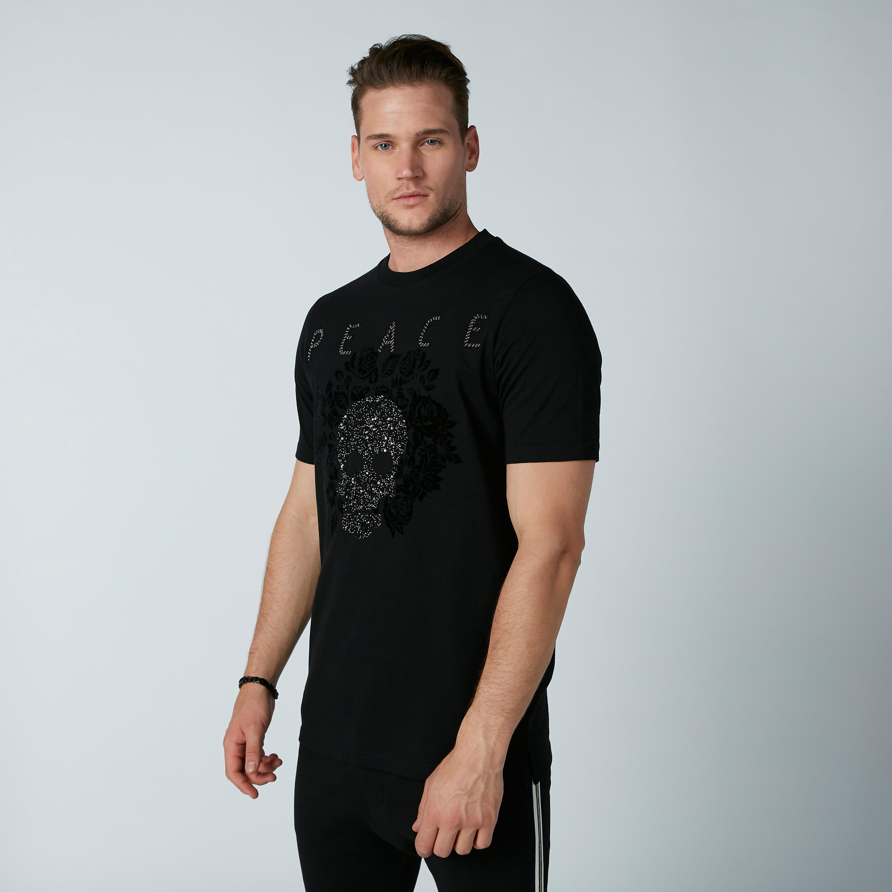 تيشيرت مزيّن بياقة مستديرة وأكمام قصيرة-men-clothing-tshirtsandpolos-tshirts-image-1