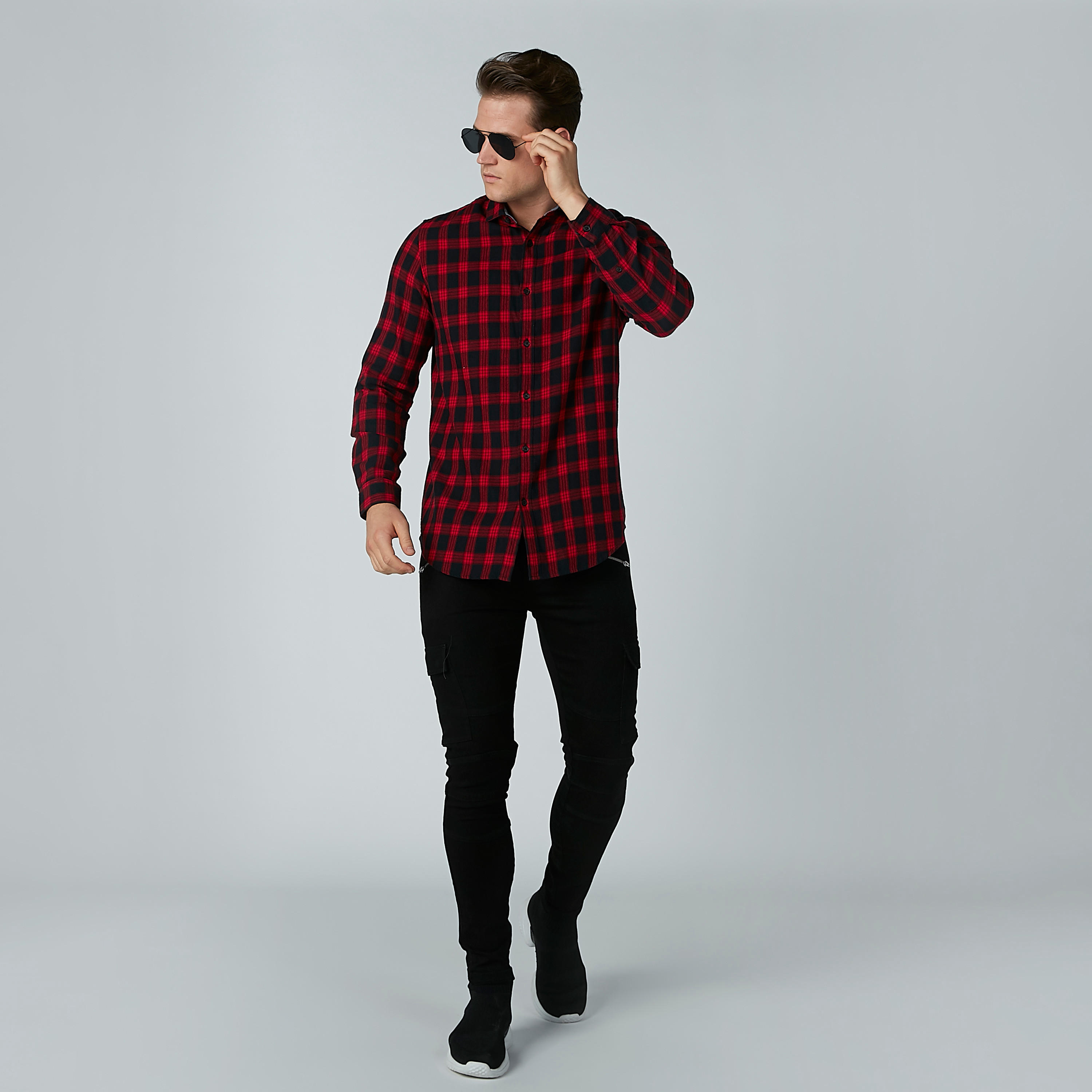 قميص كاروهات بأكمام طويلة وأزرار-men-clothing-shirts-image-2