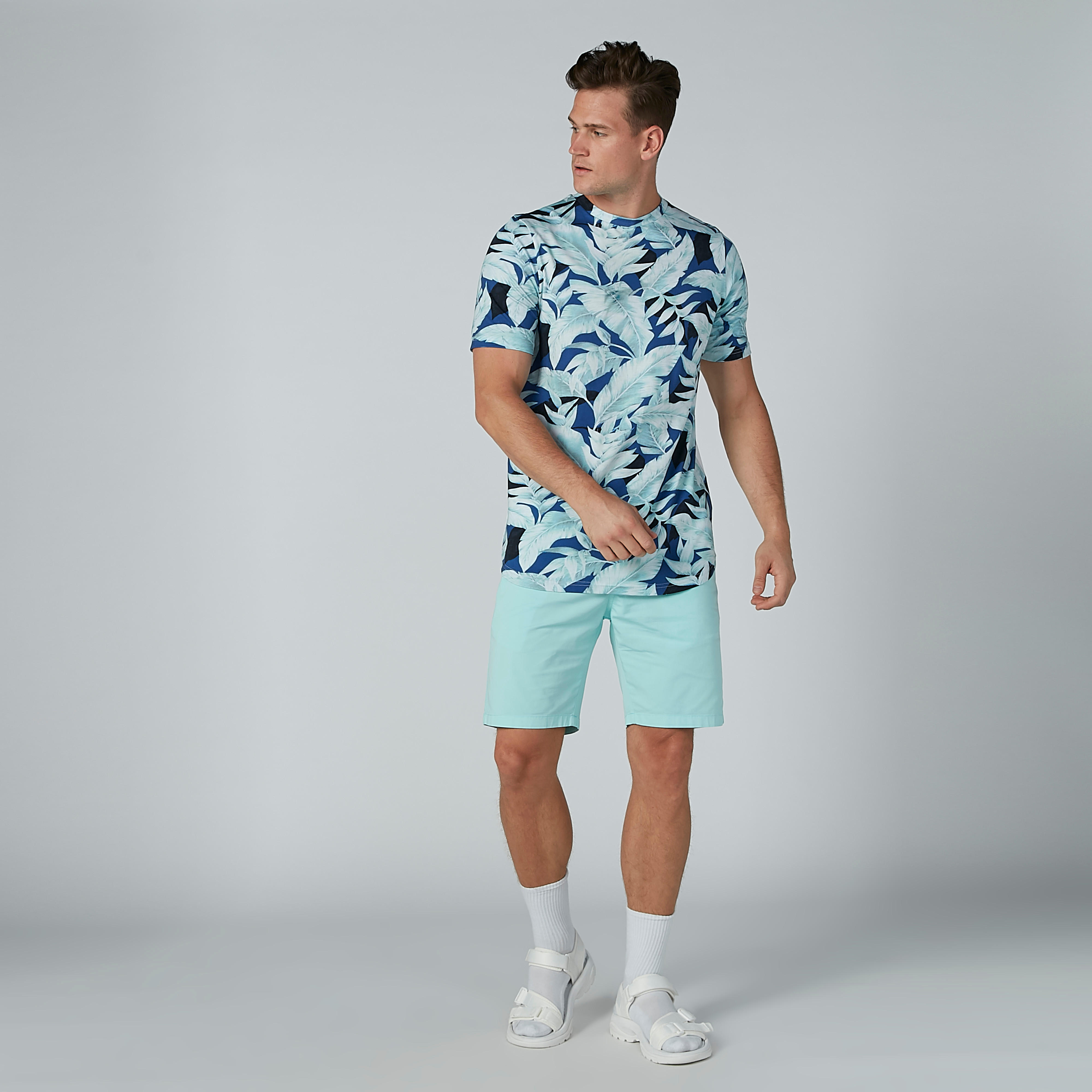 تيشيرت بياقة مستديرة وأكمام قصيرة وطبعات-men-clothing-tshirtsandpolos-tshirts-image-5