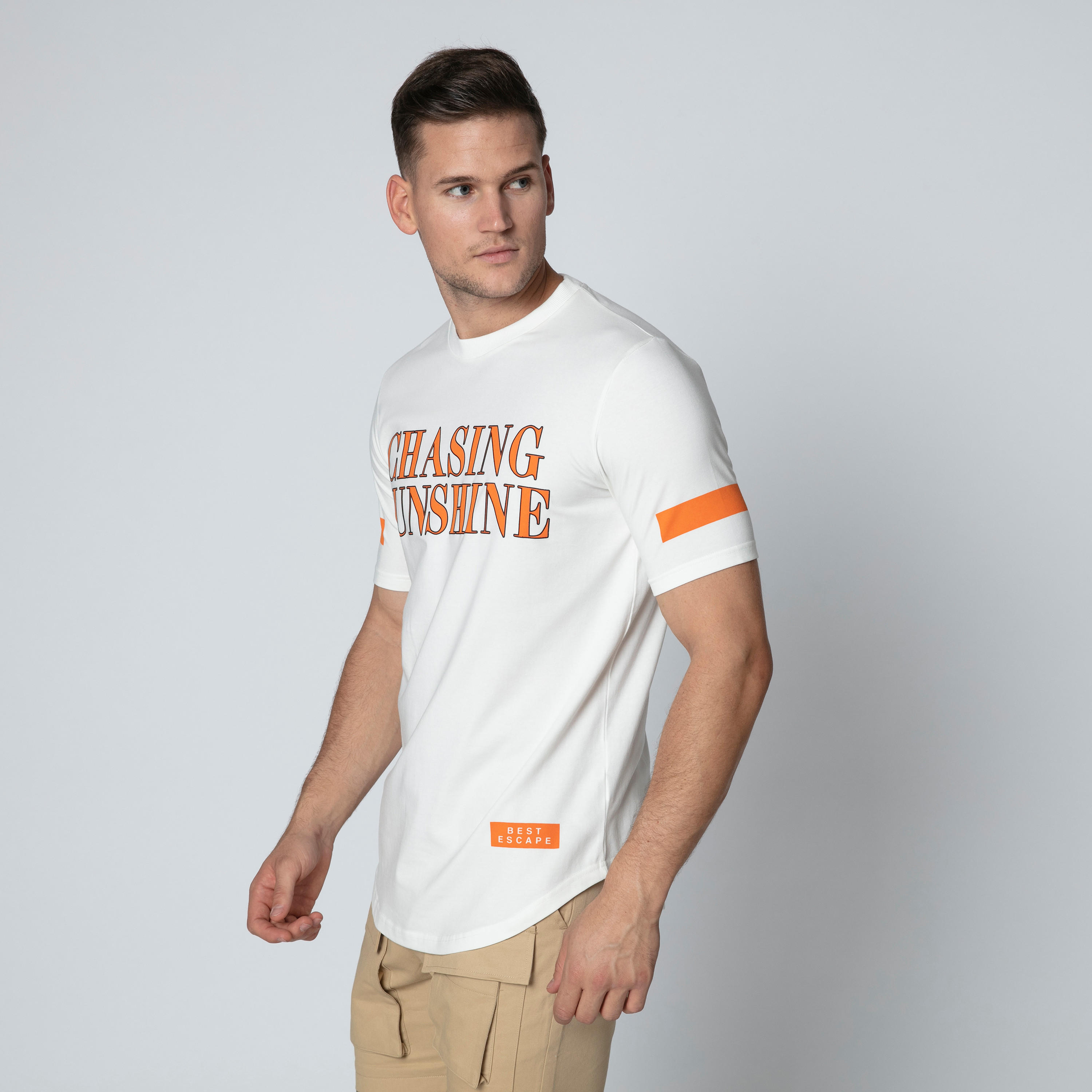 تيشيرت بياقة مستديرة وأكمام قصيرة وطبعات-men-clothing-tshirtsandpolos-tshirts-image-4