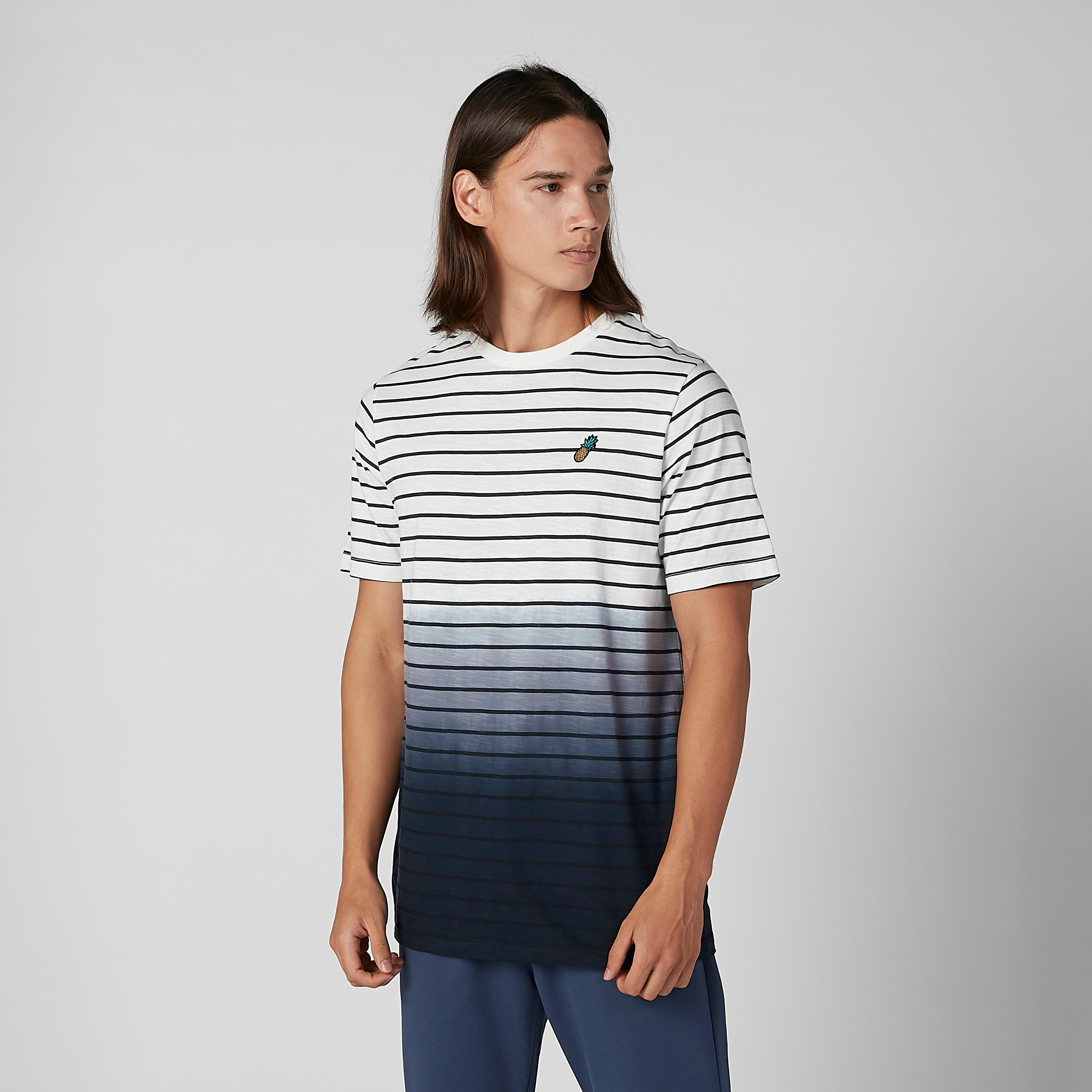 تيشيرت مقلّم بياقة مستديرة وأكمام قصيرة-men-clothing-tshirtsandpolos-tshirts-image-1