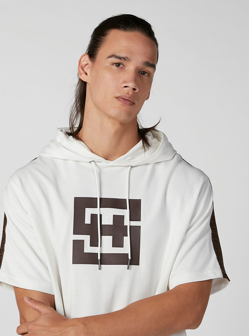 تيشيرت بقبّعة وأكمام قصيرة وشريطة وطبعات-men-clothing-tshirtsandpolos-tshirts-image-5
