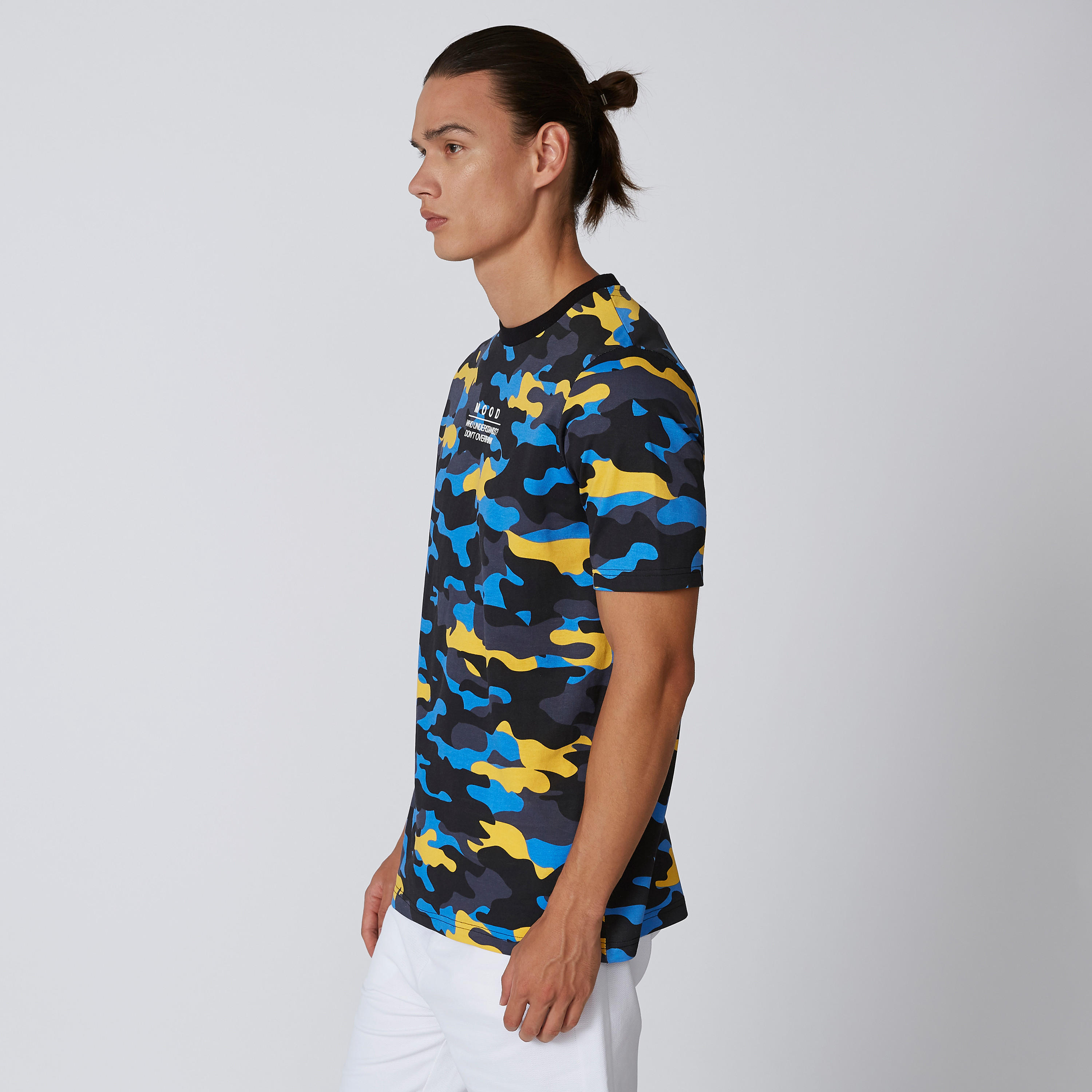 تيشيرت بياقة مستديرة وأكمام قصيرة وطبعات-men-clothing-tshirtsandpolos-tshirts-image-4