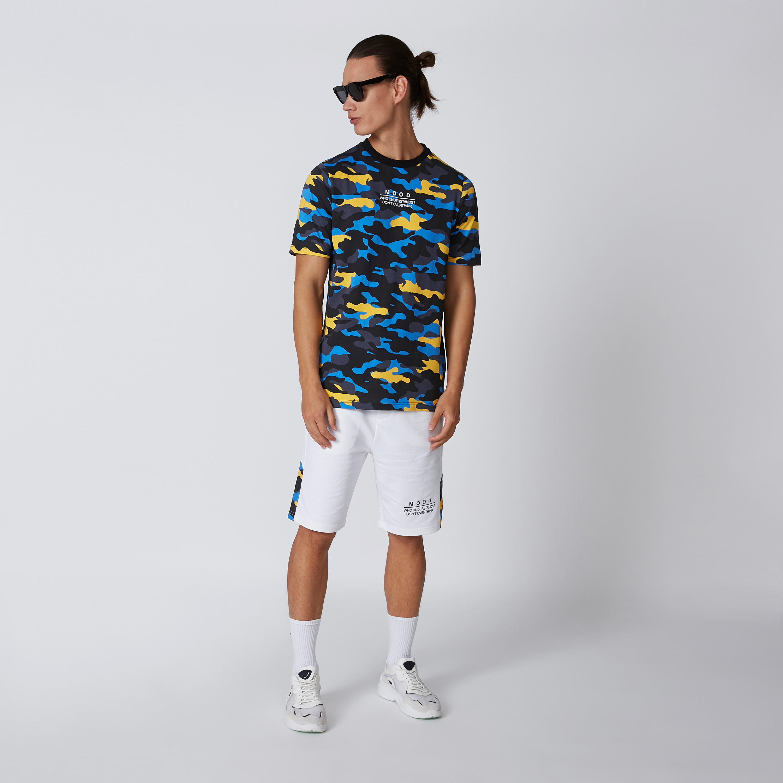 تيشيرت بياقة مستديرة وأكمام قصيرة وطبعات-men-clothing-tshirtsandpolos-tshirts-image-5