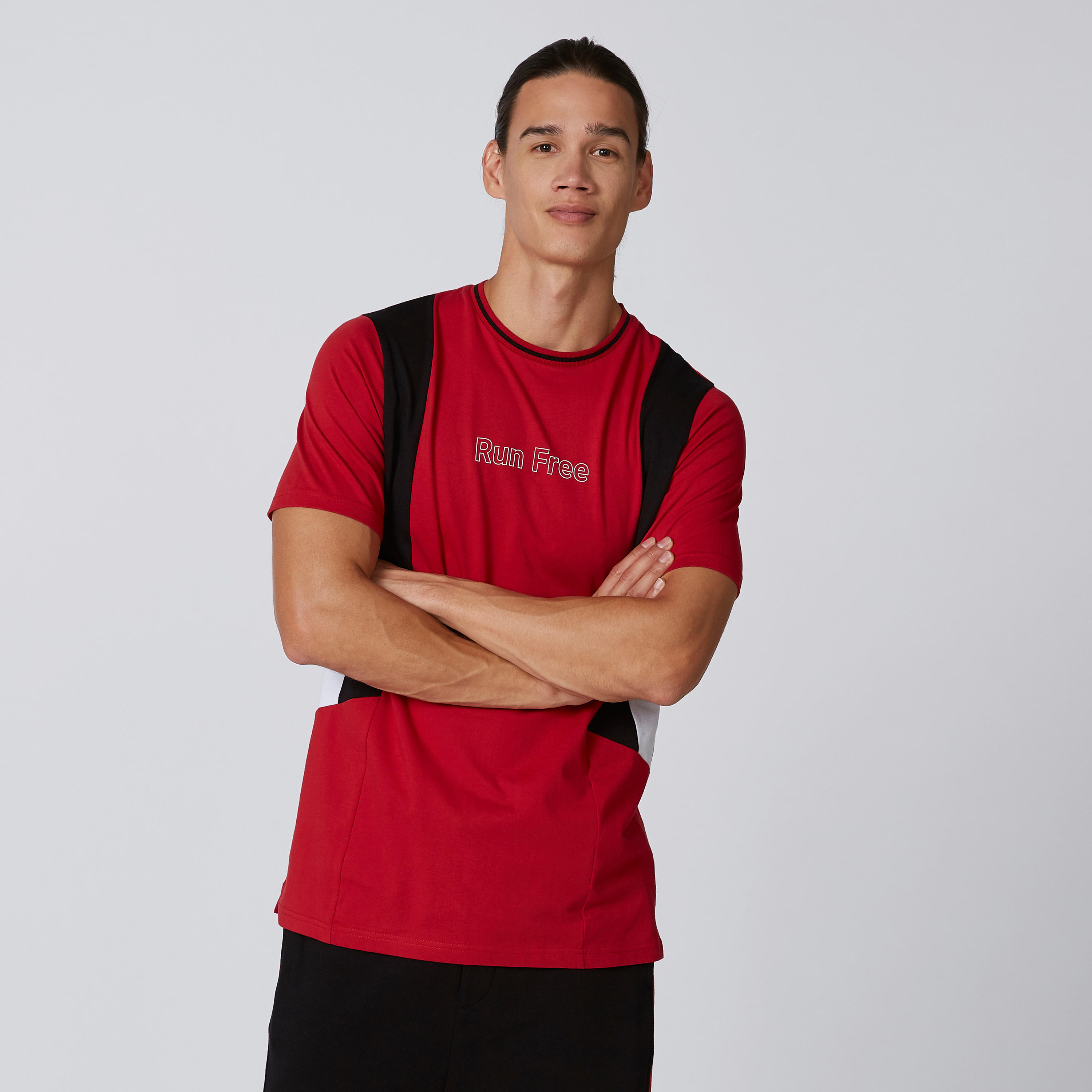 تيشيرت بياقة مستديرة وأكمام قصيرة وطبعات-men-clothing-tshirtsandpolos-tshirts-image-1