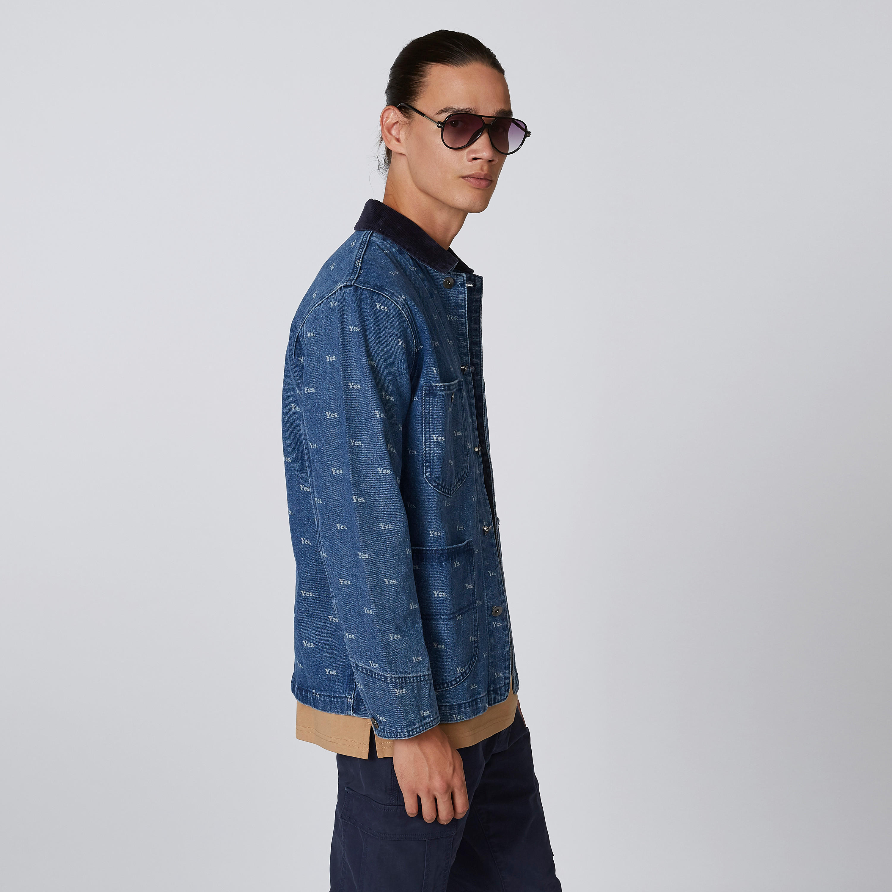 جاكيت دينم بأكمام طويلة وجيوب على الصدر وطبعات-men-clothing-jacketsandblazers-jackets-image-5
