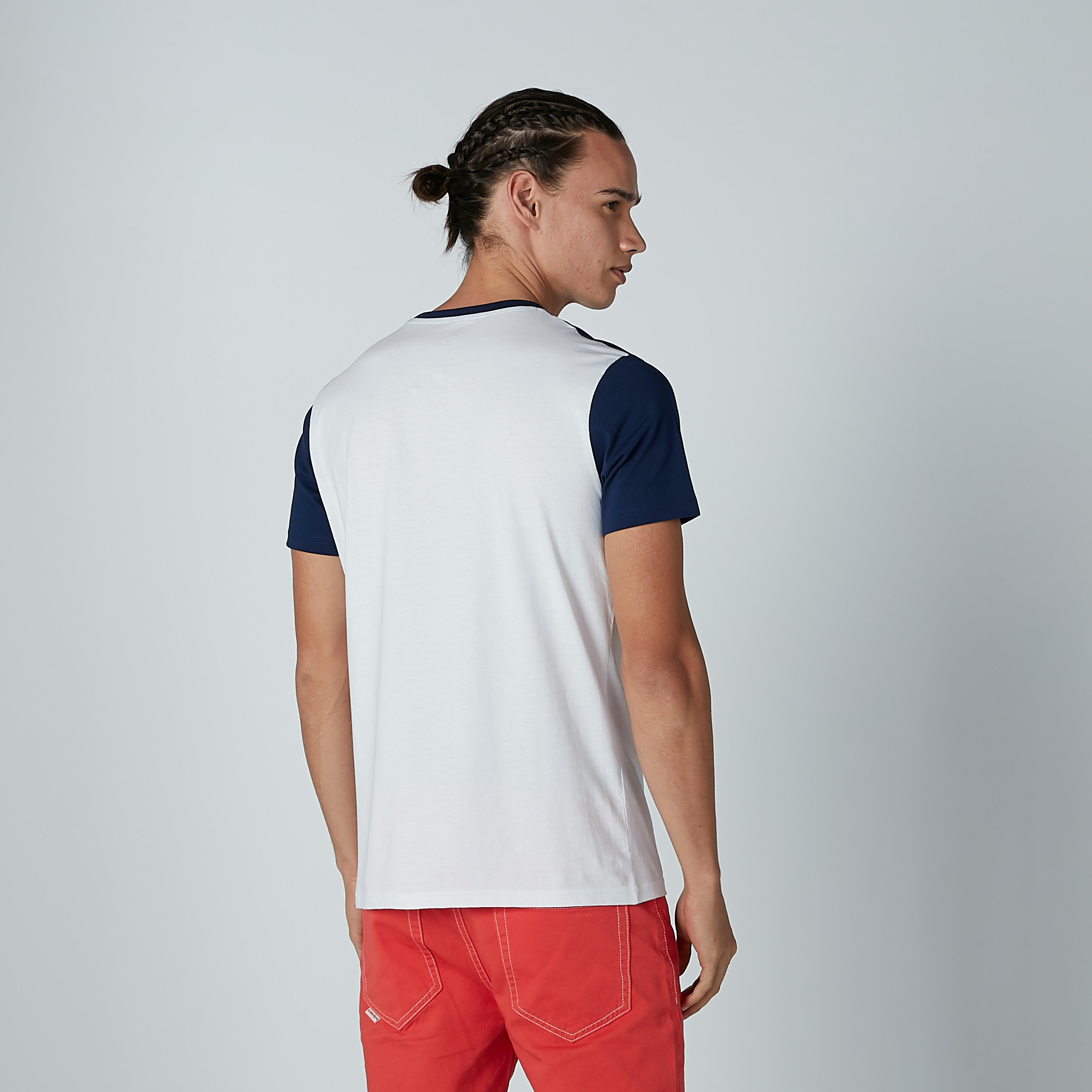 تيشيرت بياقة مستديرة وأكمام قصيرة وطبعات نصيّة-men-clothing-tshirtsandpolos-tshirts-image-3