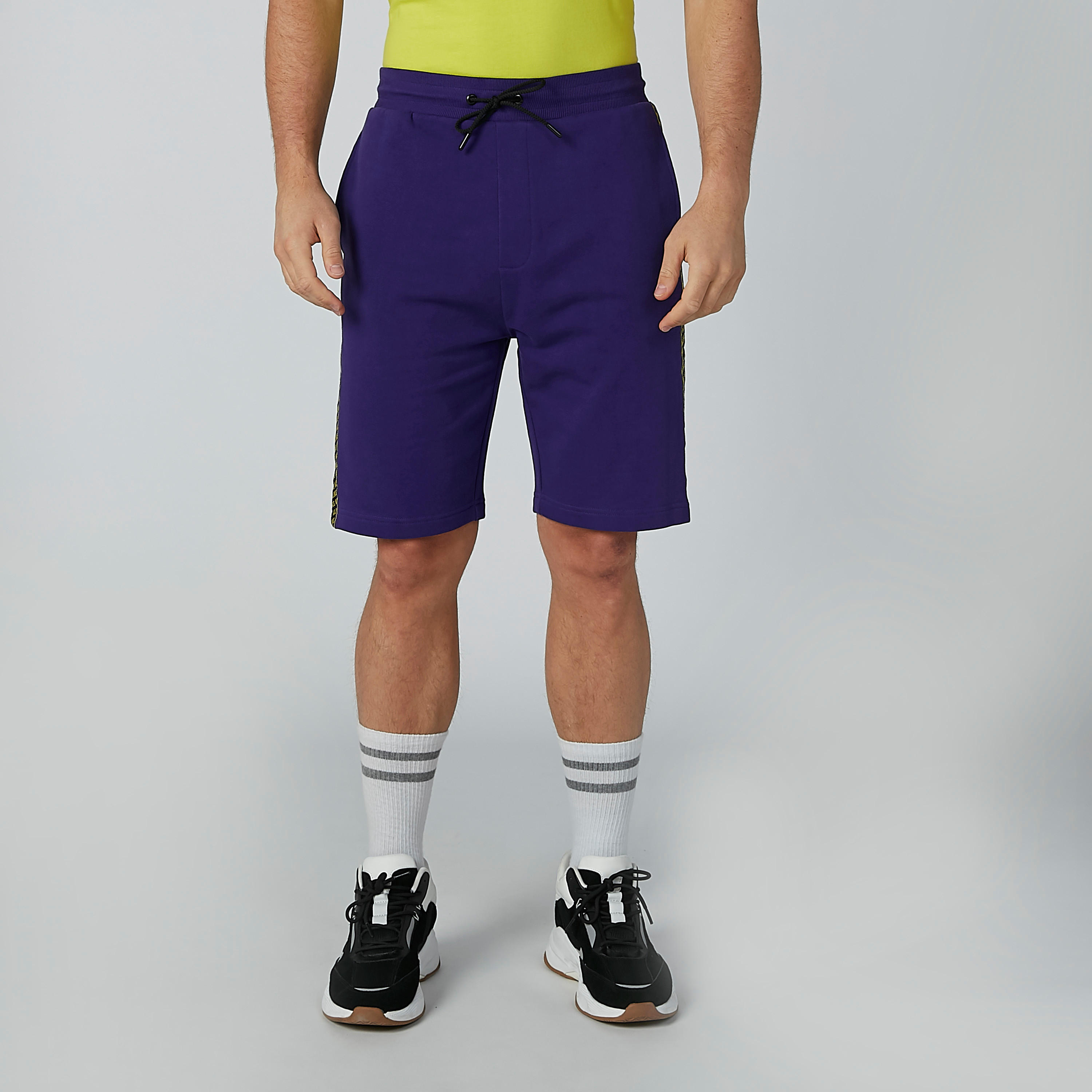 شورت بخصر مرن وجيوب وطبعات-men-clothing-bottoms-shorts-image-1