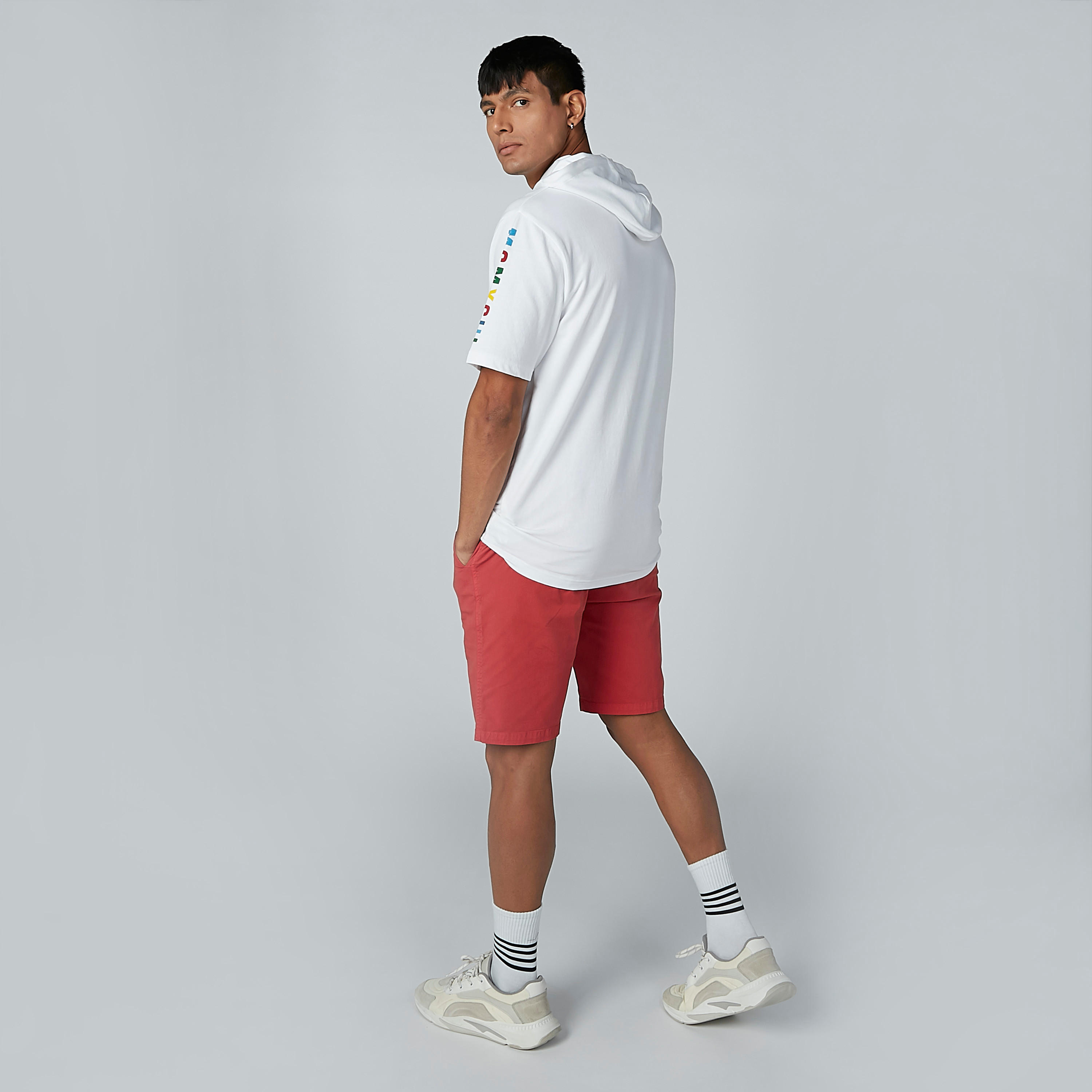 تيشيرت مستدام بقصّة سليم وهود وطبعات -men-clothing-tshirtsandpolos-tshirts-image-3