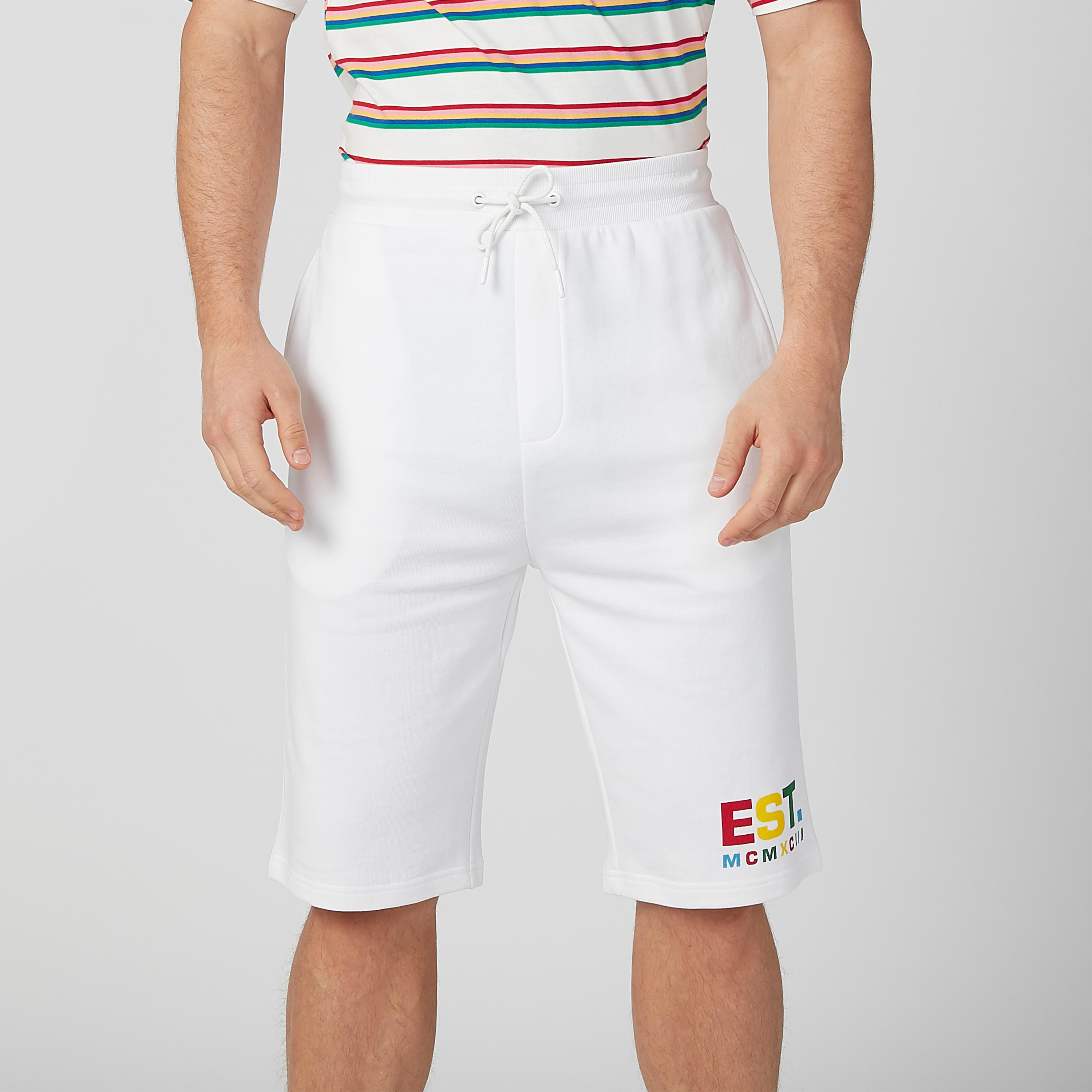 شورت مستدام بقصّة سليم ورباط وطبعات-men-clothing-bottoms-shorts-image-1