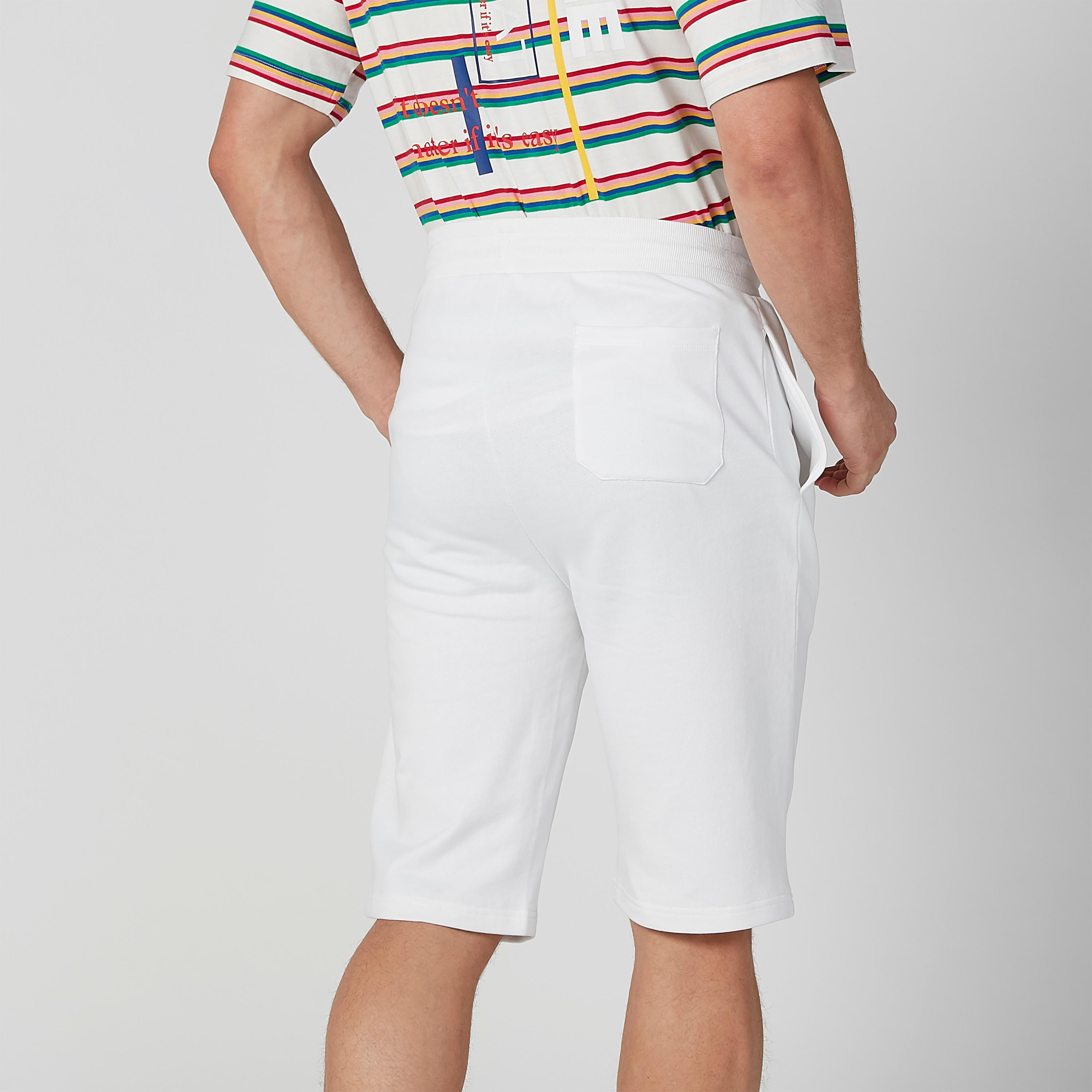 شورت مستدام بقصّة سليم ورباط وطبعات-men-clothing-bottoms-shorts-image-5