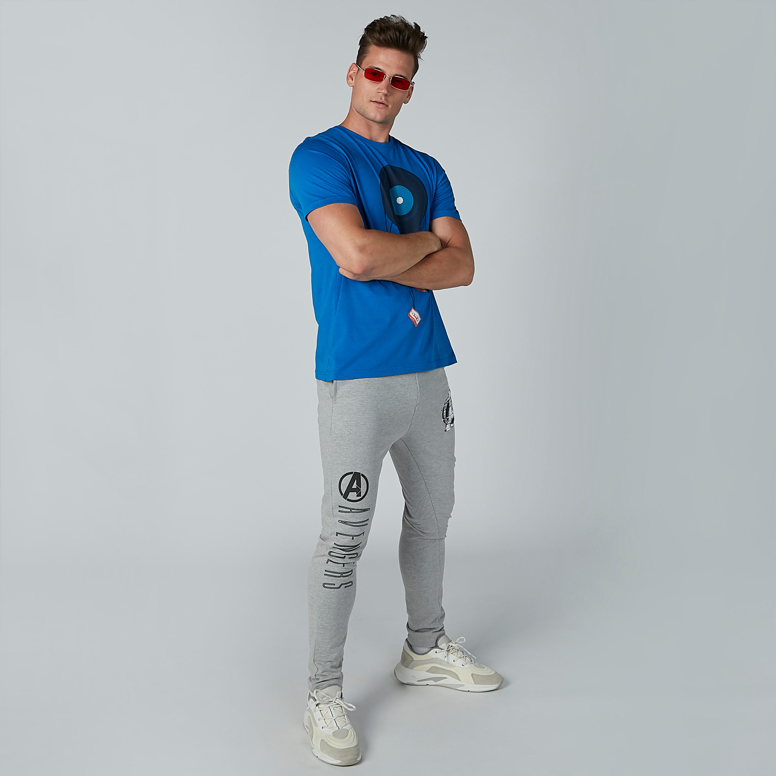 تيشيرت مستدام بياقة مستديرة وأكمام قصيرة وطبعات-men-clothing-tshirtsandpolos-tshirts-image-2