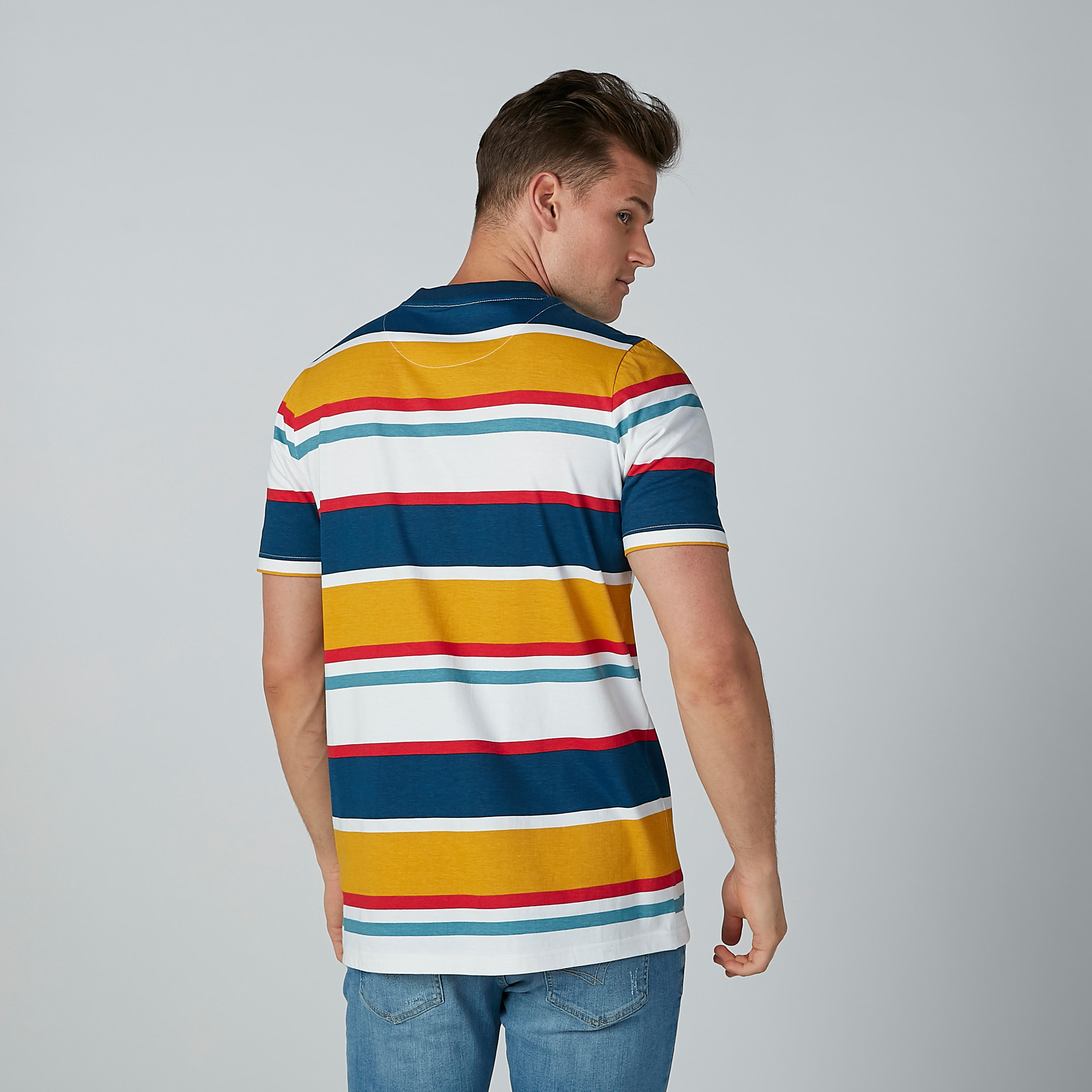 تيشيرت مستدام بقصّة سليم مقلم وياقة مستديرة -men-clothing-tshirtsandpolos-tshirts-image-4