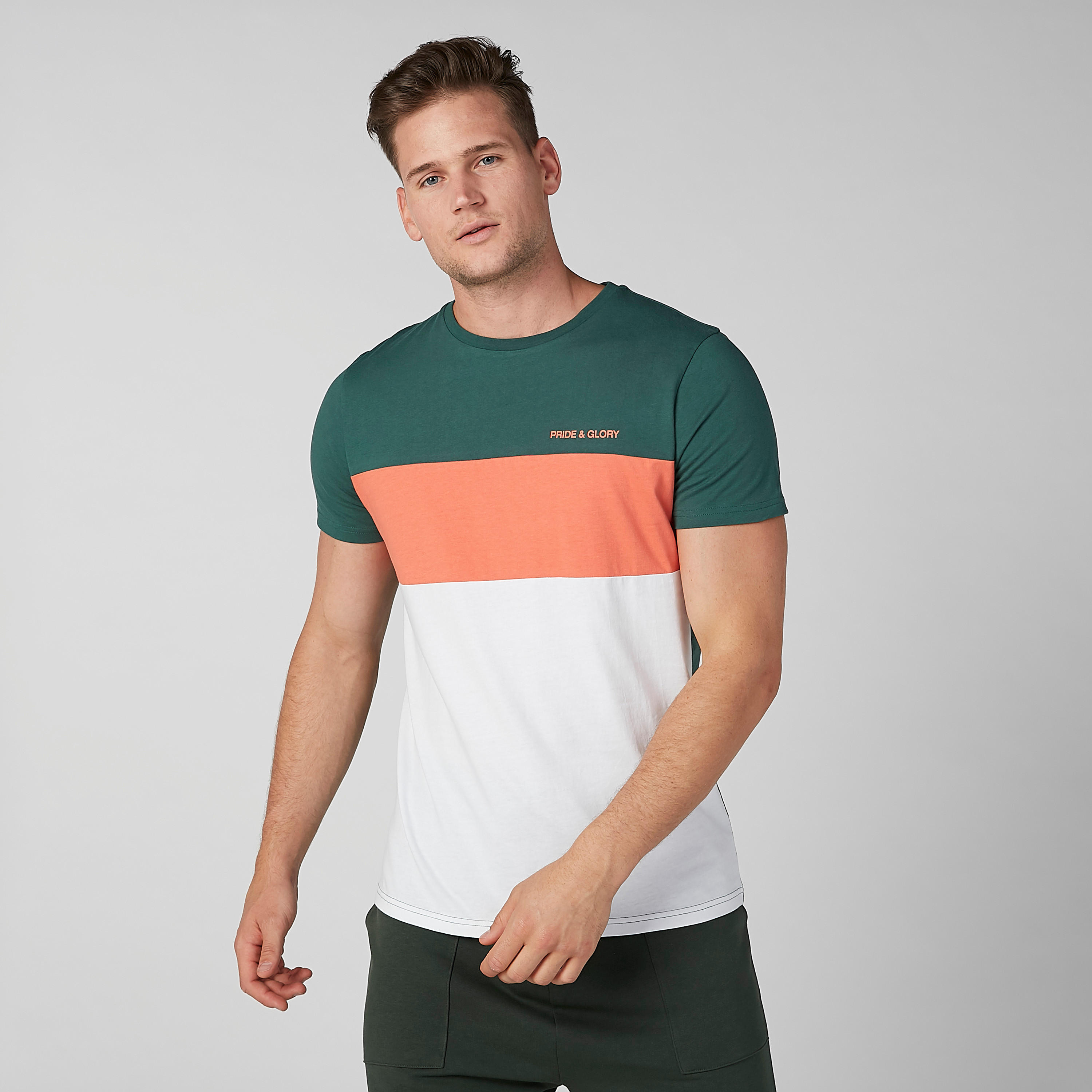 تيشيرت مستدام بياقة ضيّقة وأكمام قصيرة وطبعات-men-clothing-tshirtsandpolos-tshirts-image-4