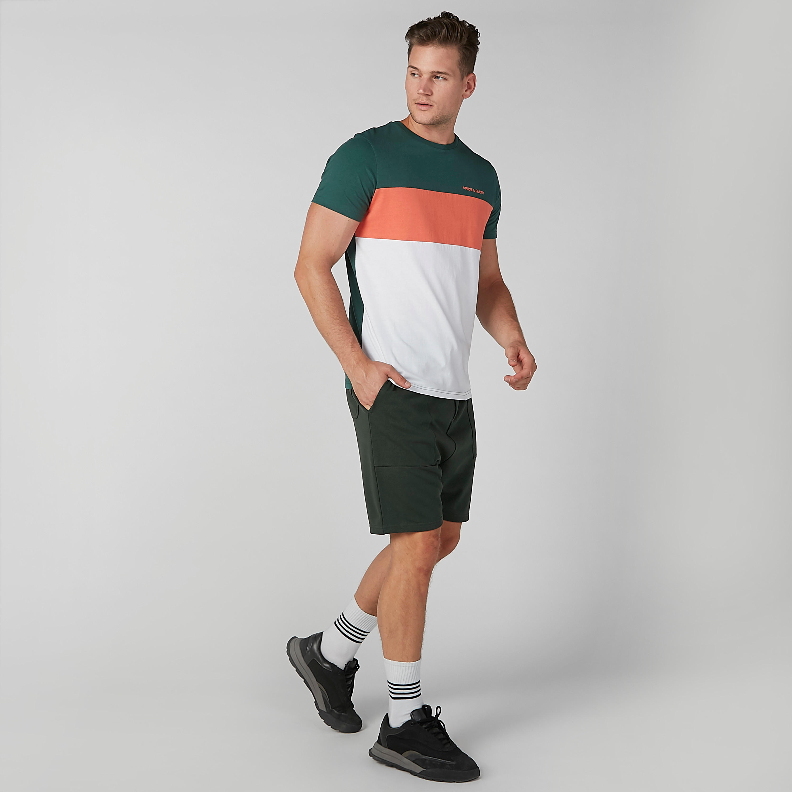 تيشيرت مستدام بياقة ضيّقة وأكمام قصيرة وطبعات-men-clothing-tshirtsandpolos-tshirts-image-3