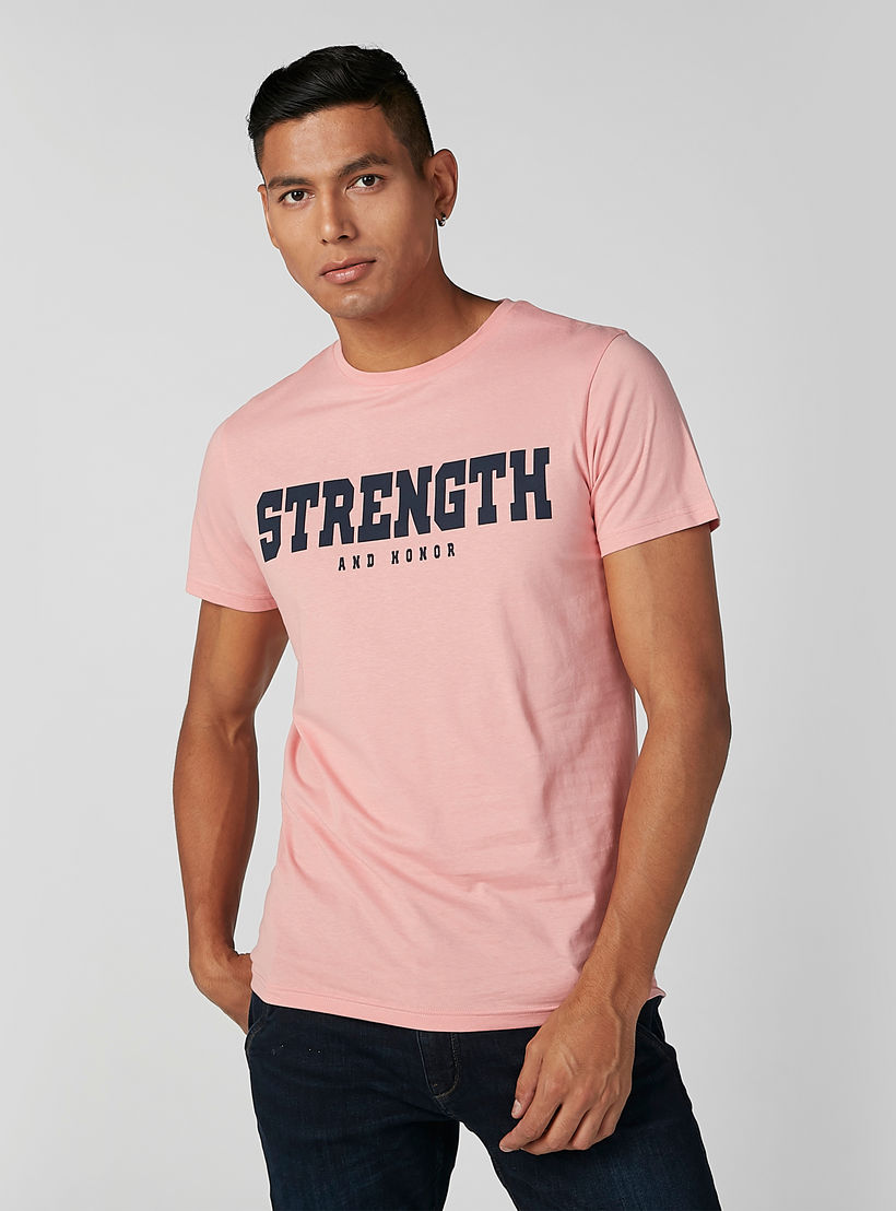 تيشيرت مستدام سليم بياقة ضيّقة وأكمام قصيرة وطبعات-men-clothing-tshirtsandpolos-tshirts-image-2
