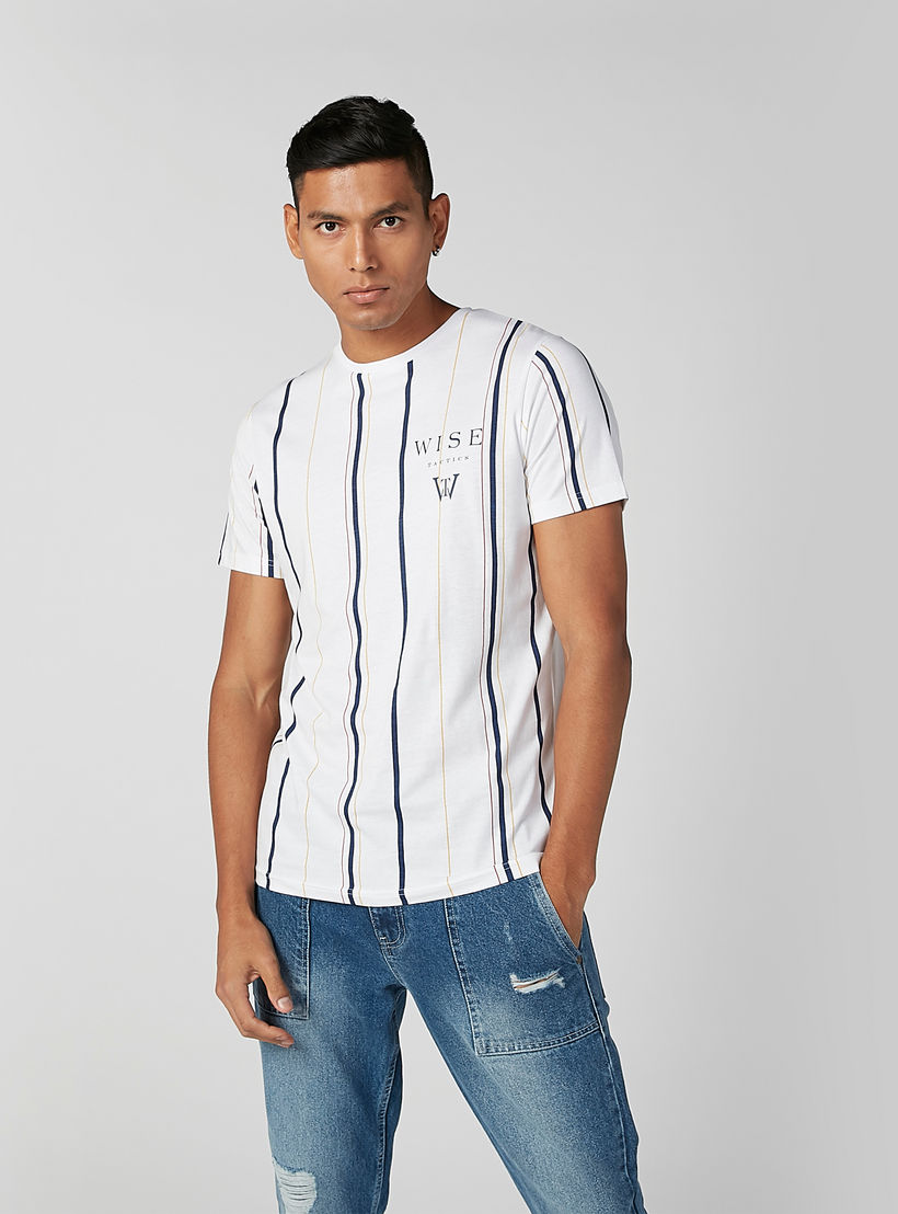 تيشيرت مستدام سليم مقلّم وياقة ضيّقة -men-clothing-tshirtsandpolos-tshirts-image-5