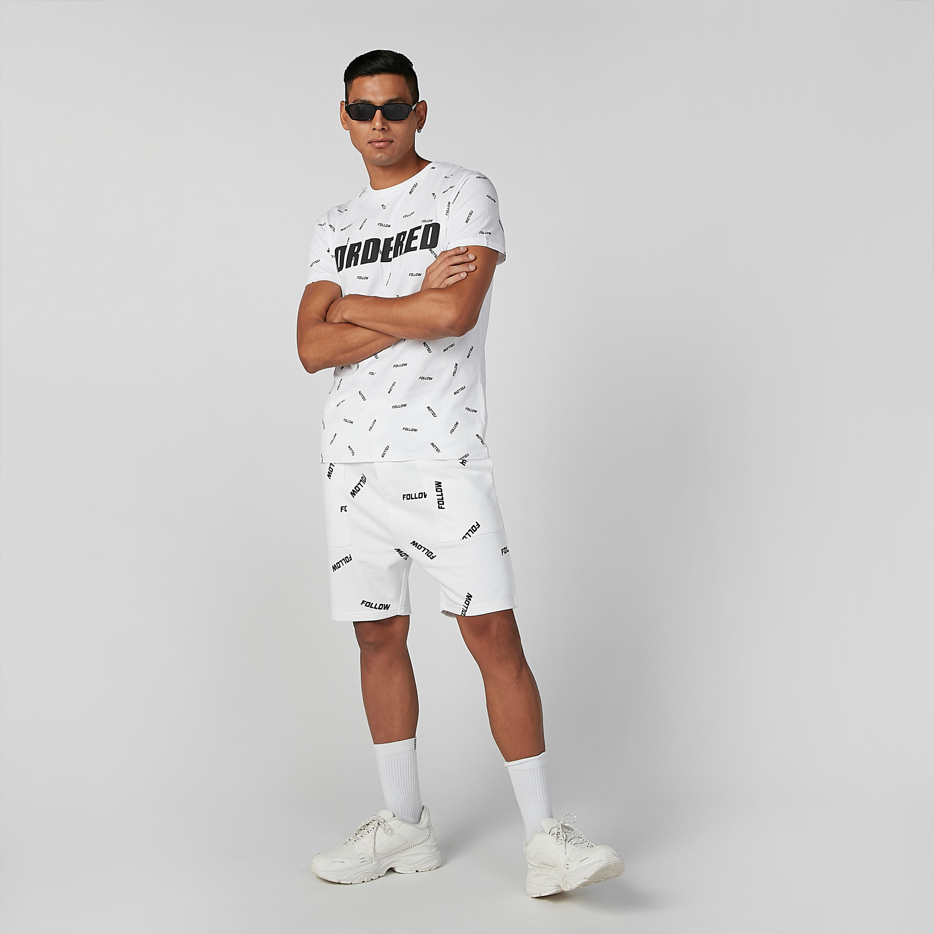 تيشيرت مستدام سليم بياقة ضيّقة وطبعات-men-clothing-tshirtsandpolos-tshirts-image-2