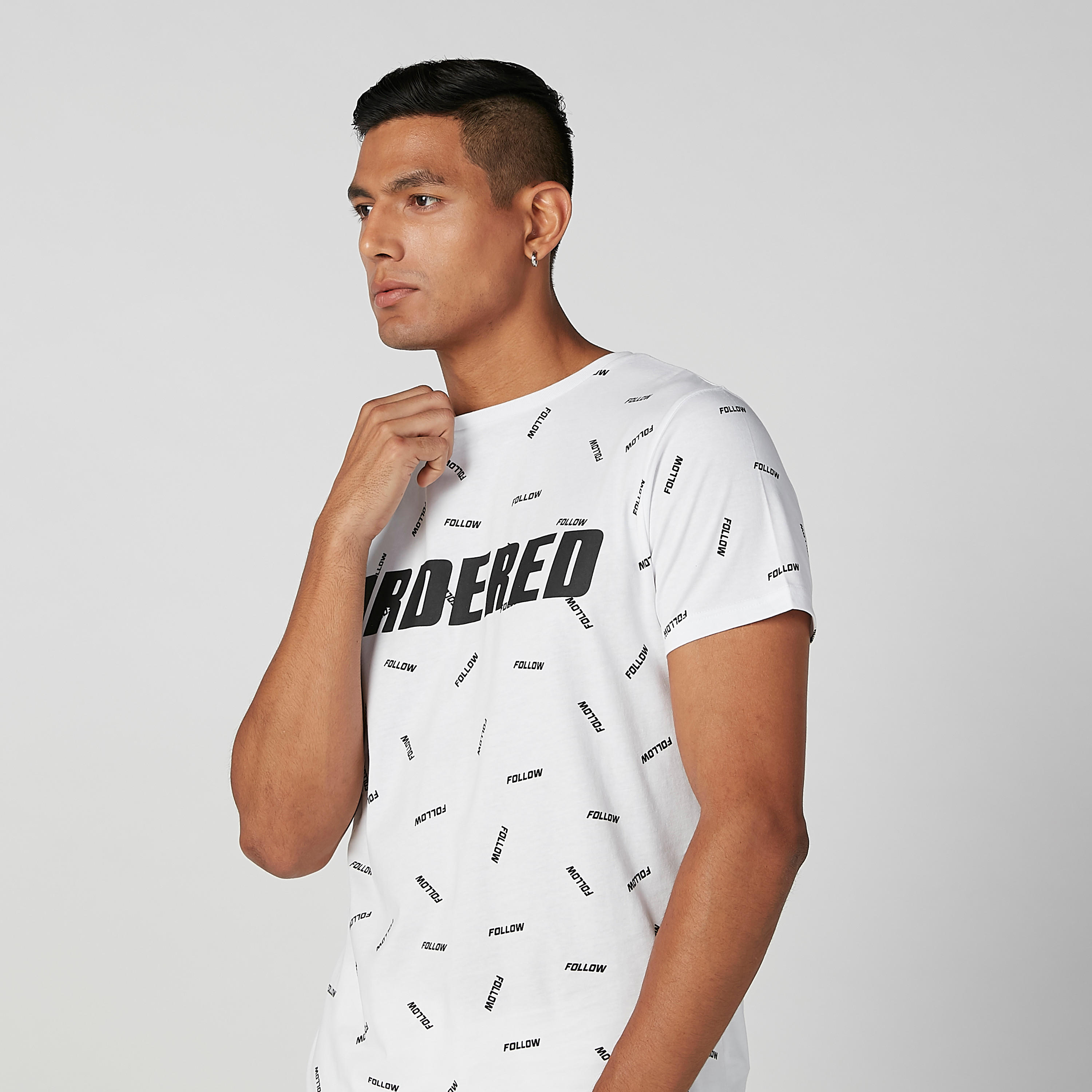 تيشيرت مستدام سليم بياقة ضيّقة وطبعات-men-clothing-tshirtsandpolos-tshirts-image-3