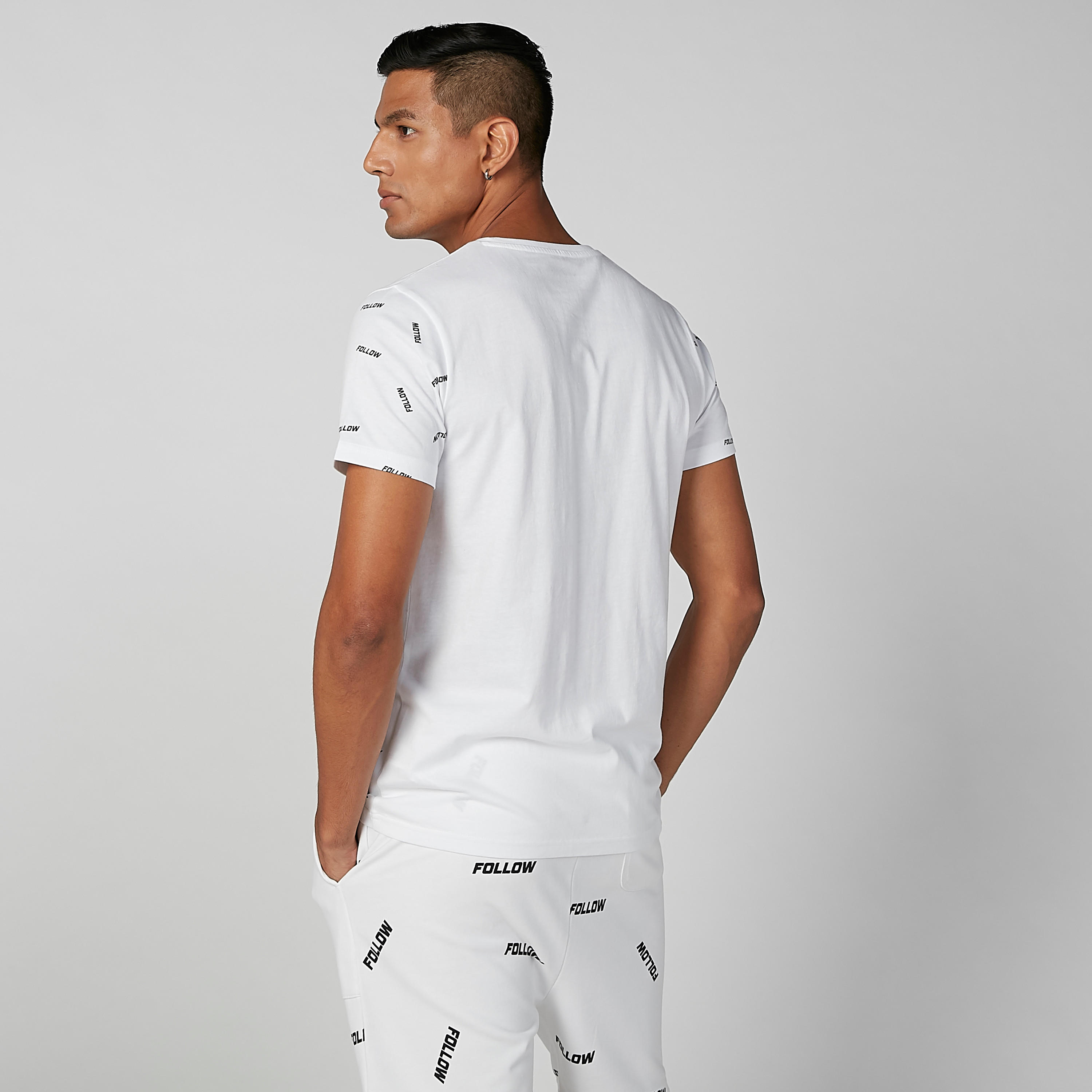 تيشيرت مستدام سليم بياقة ضيّقة وطبعات-men-clothing-tshirtsandpolos-tshirts-image-4