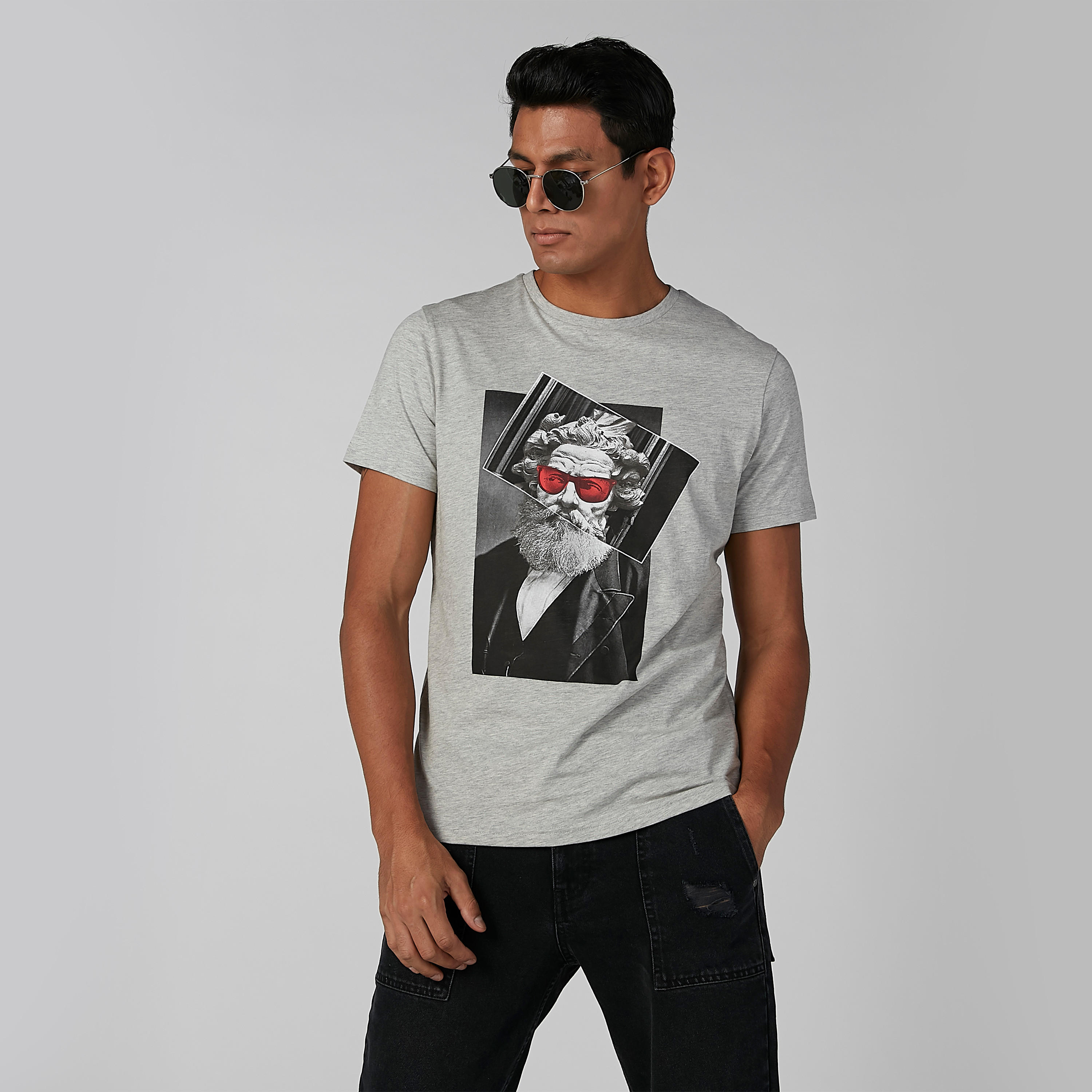 Sustainable Slim Fit Printed T-shirt with Crew Neck-men-clothing-tshirtsandpolos-tshirts-image-1