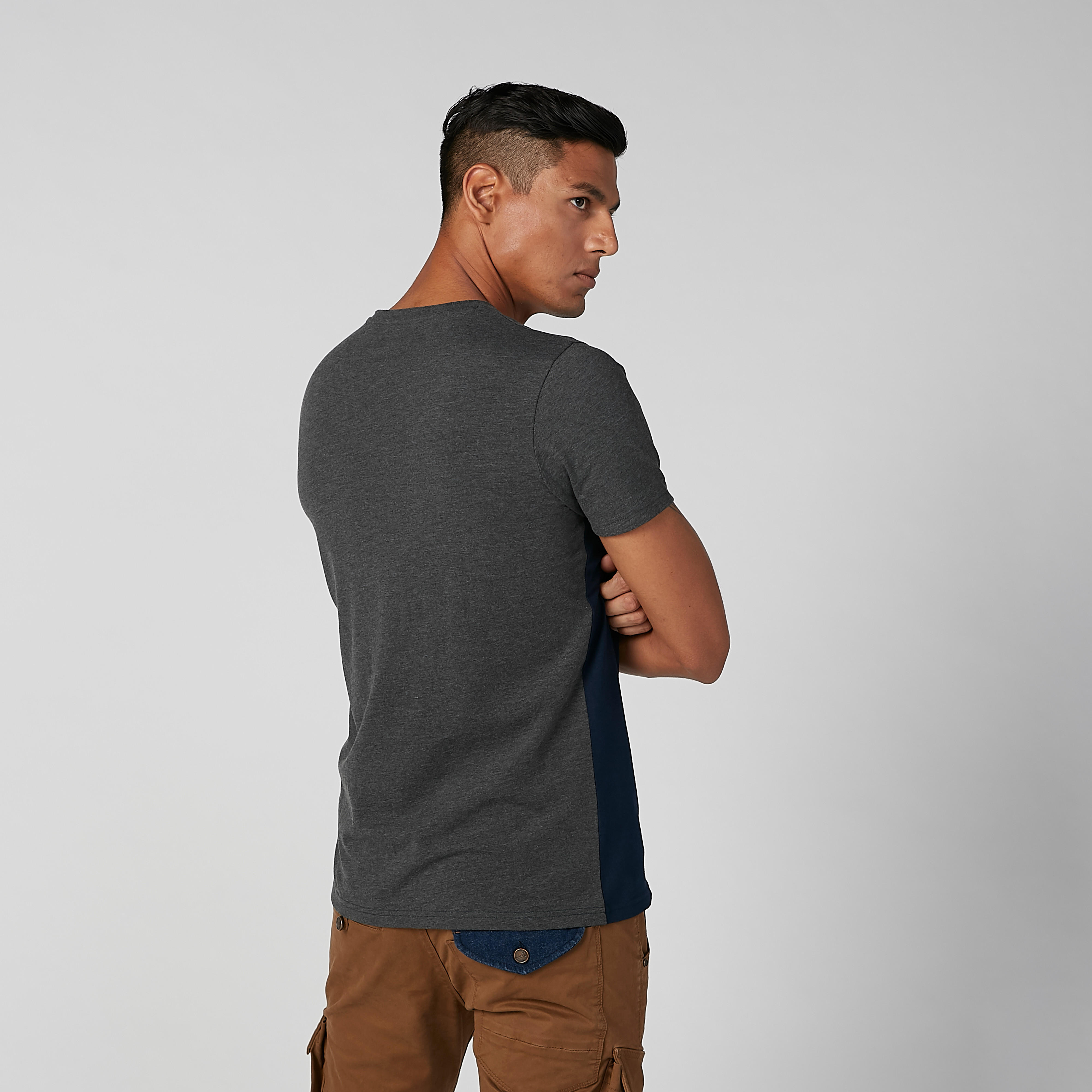 تيشيرت مستدام سليم بياقة ضيّقة وطبعات -men-clothing-tshirtsandpolos-tshirts-image-4