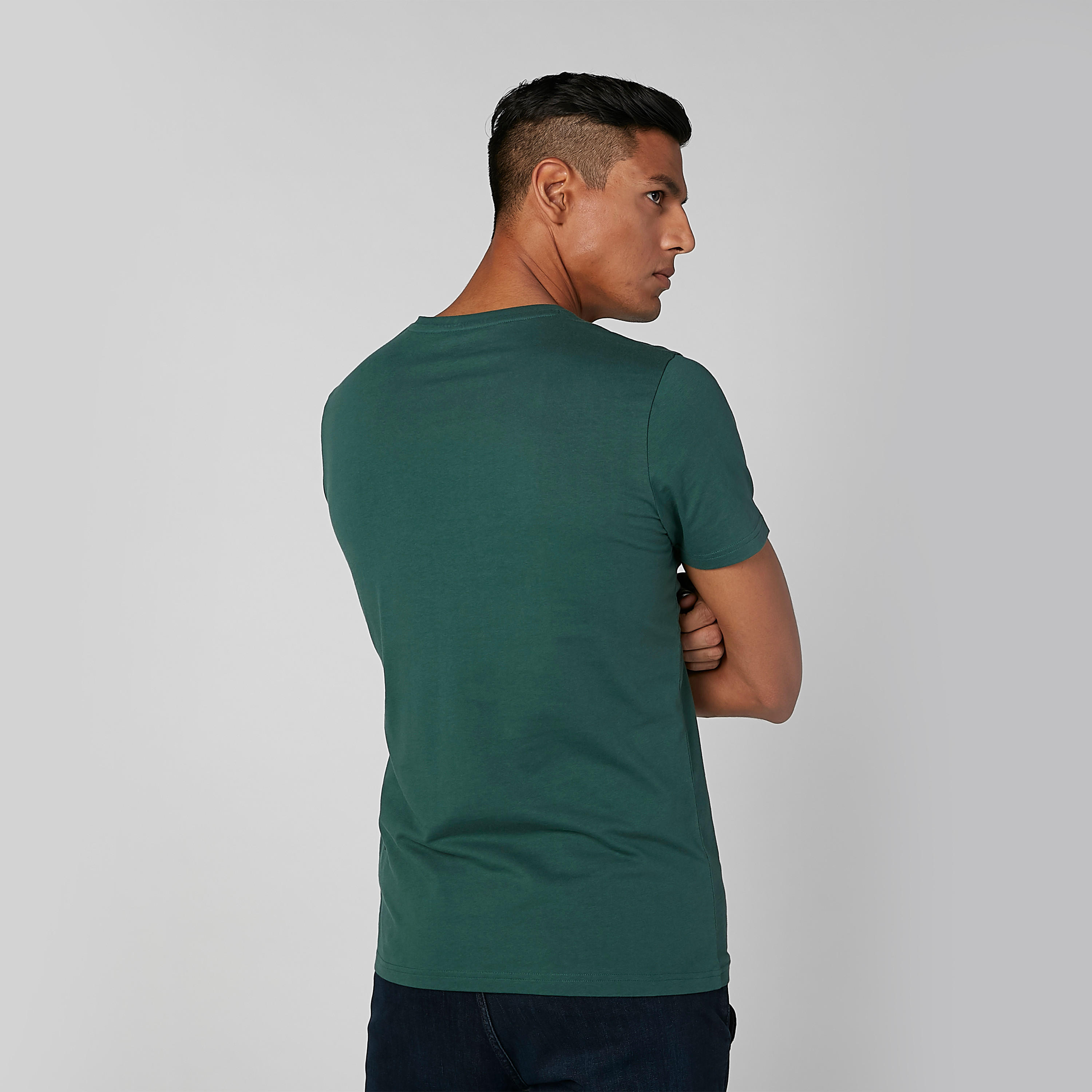 تيشيرت مستدام سليم بياقة ضيّقة وطبعات-men-clothing-tshirtsandpolos-tshirts-image-4