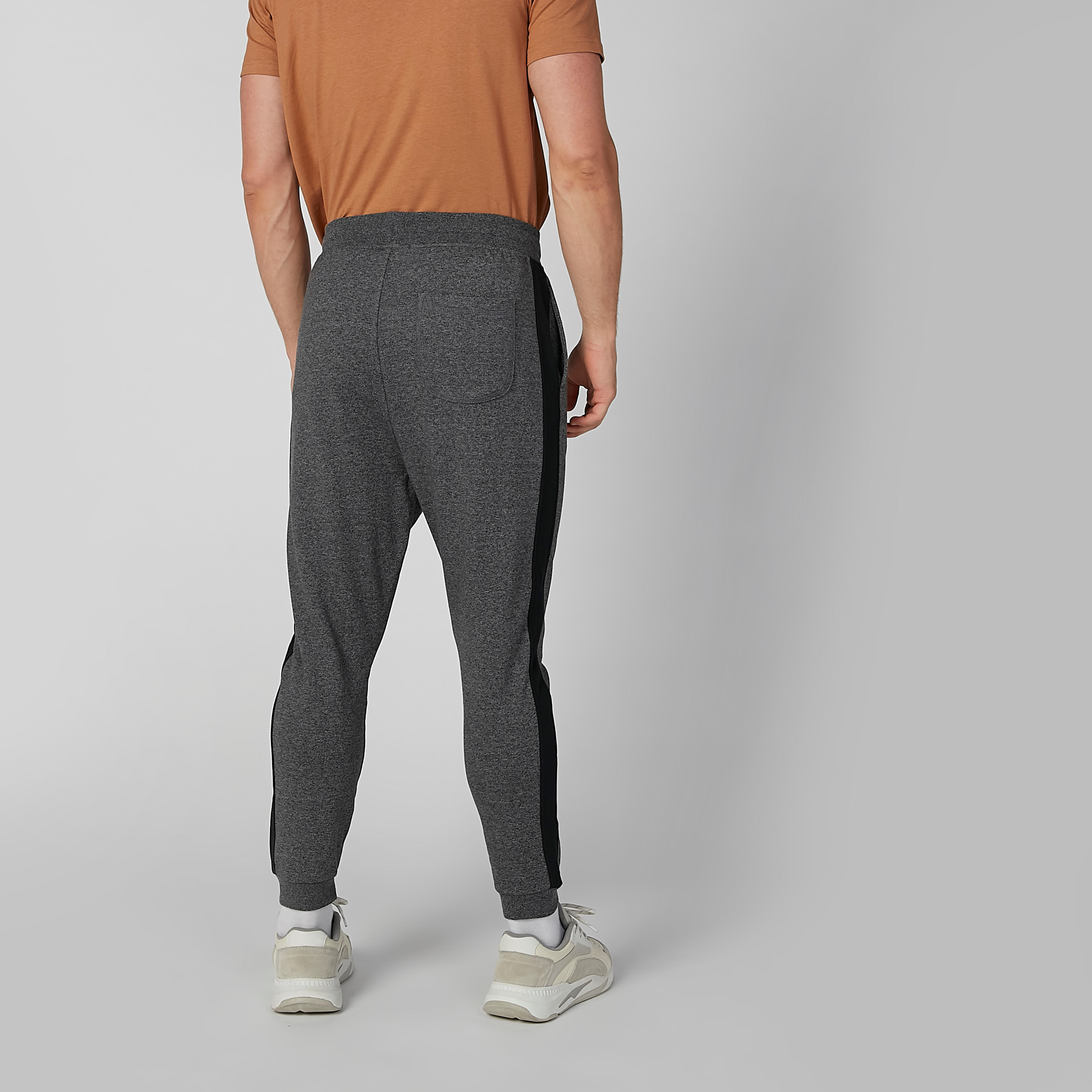 بنطلون رياضي مستدام سادة برباط وجيوب -men-clothing-bottoms-joggers-image-4