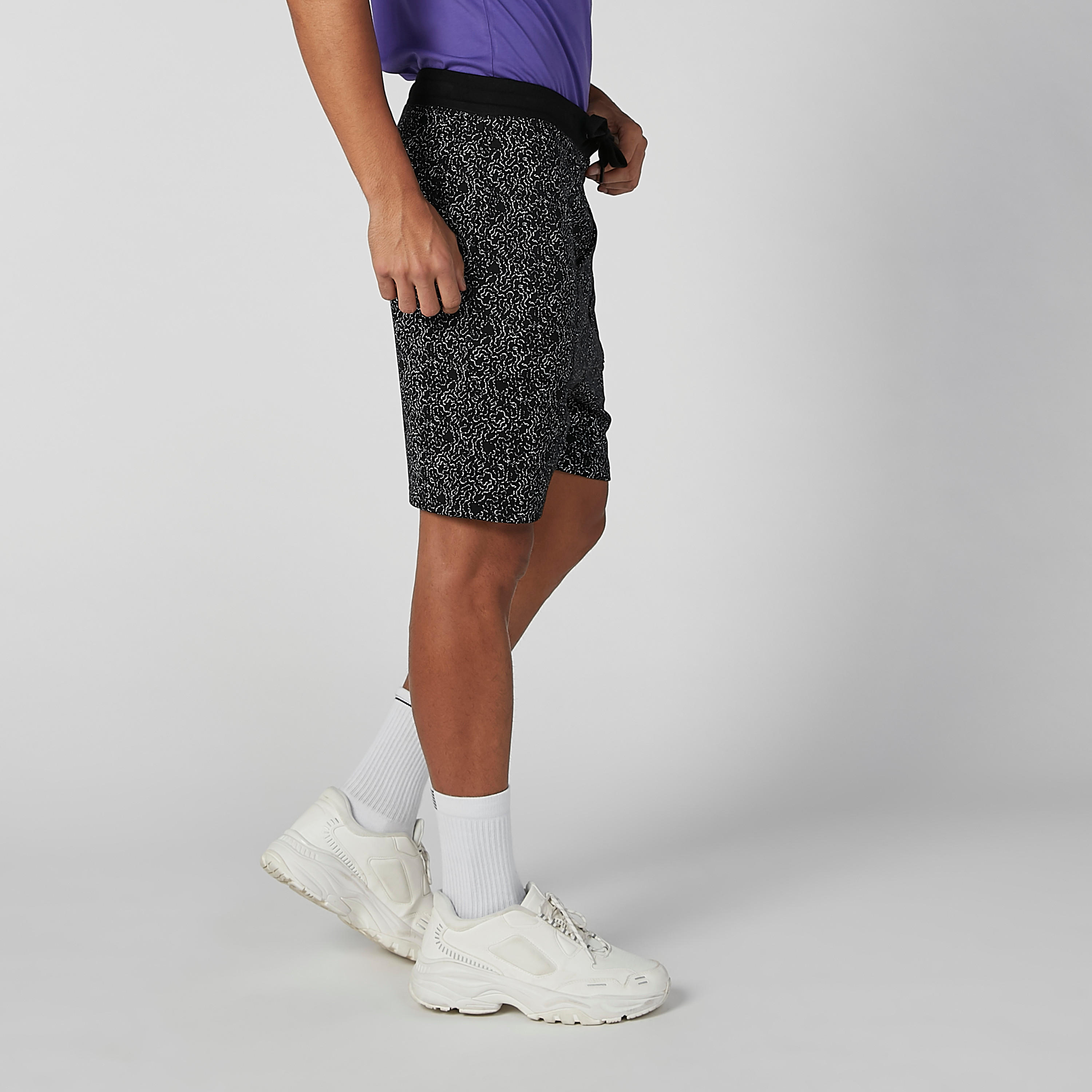 شورت مستدام برباط وجيوب وطبعات-men-clothing-bottoms-shorts-image-5
