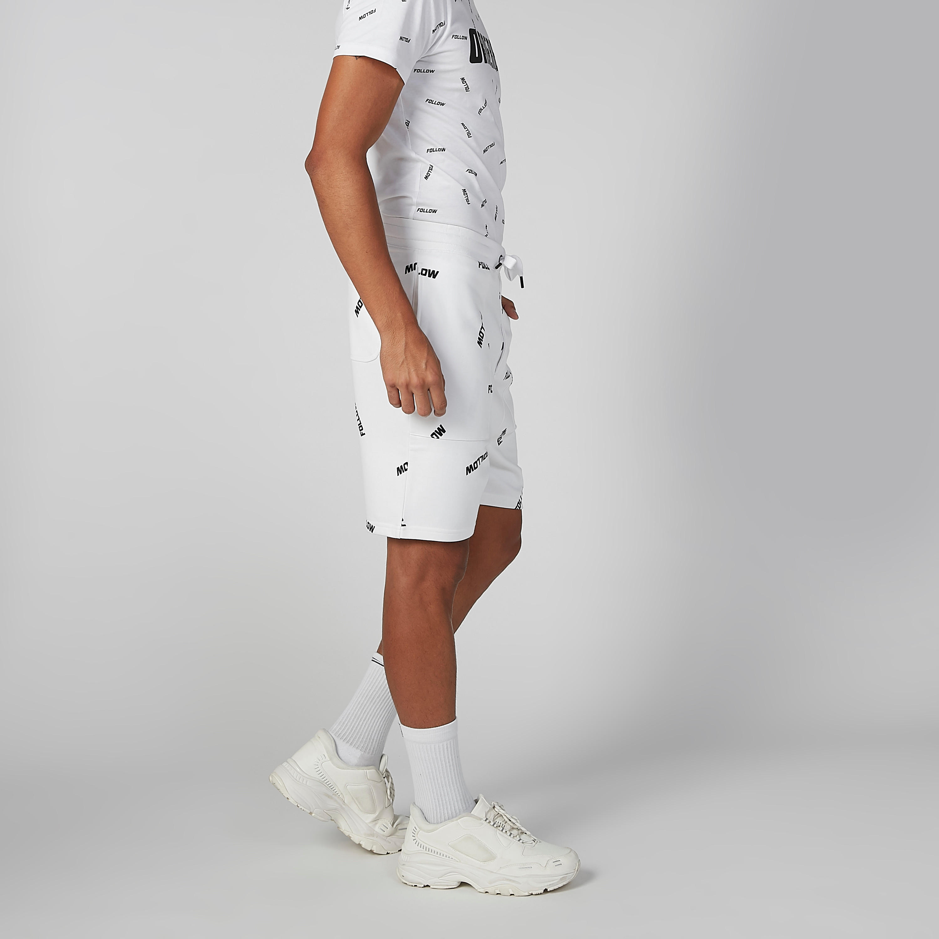 شورت مستدام برباط وجيوب وطبعات-men-clothing-bottoms-shorts-image-3