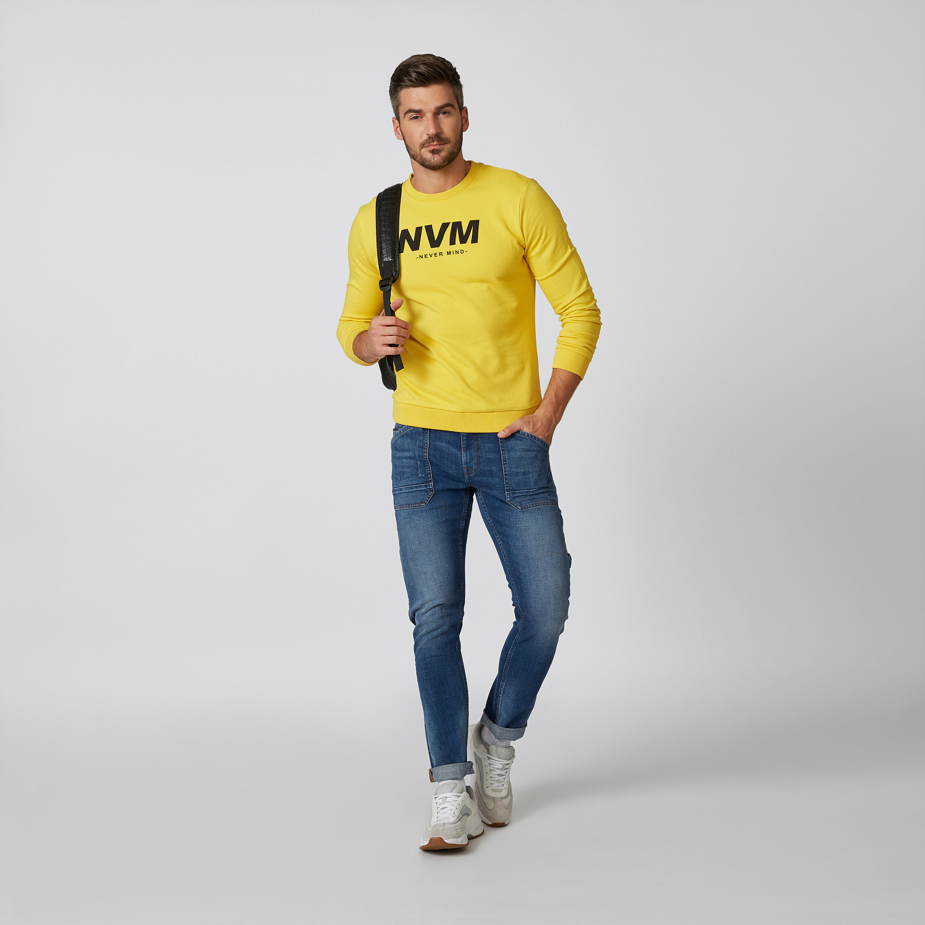 سويتر بياقة ضيّقة وأكمام طويلة وطبعات-men-clothing-sweatersandpullovers-image-5