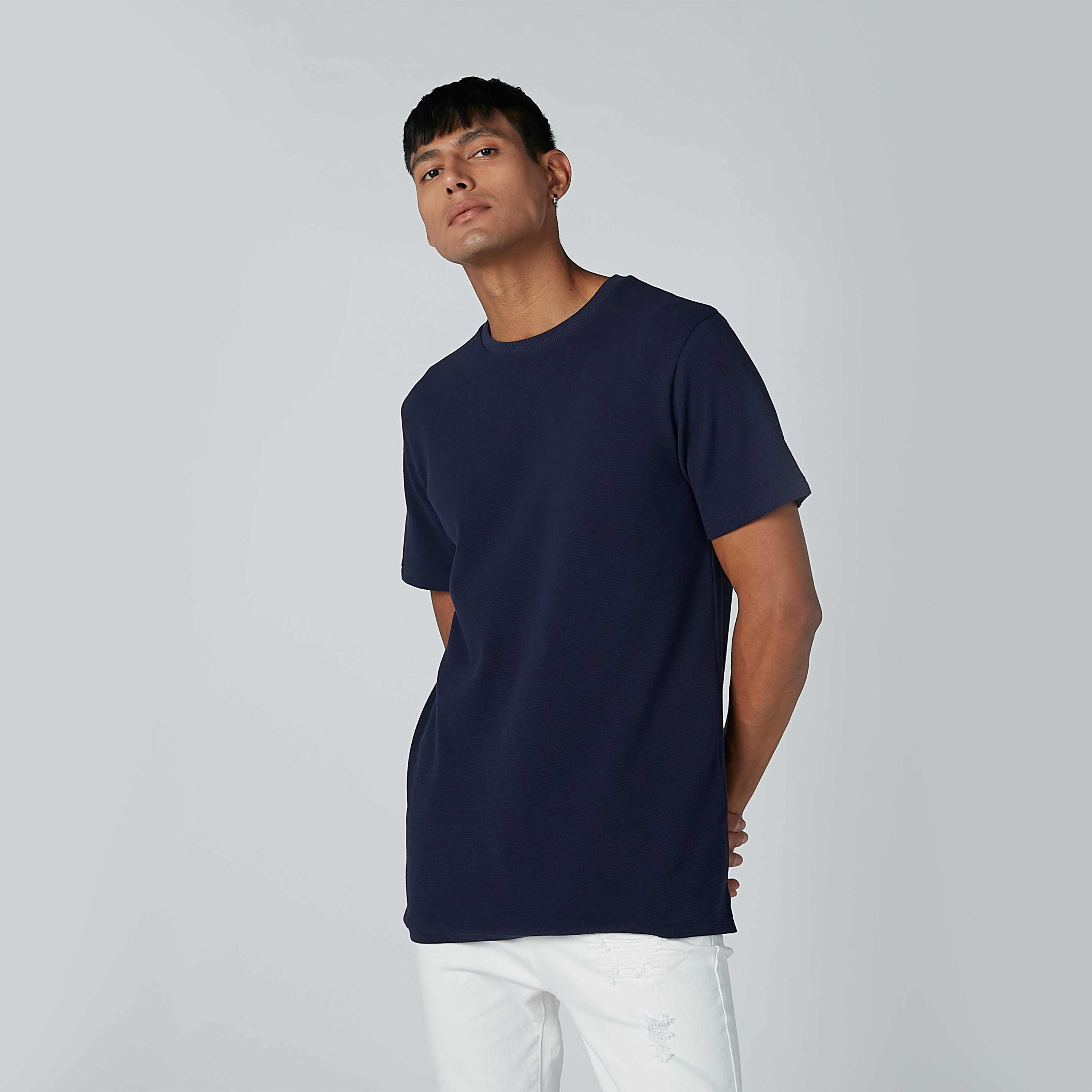 تيشيرت مستدام سادة بقصّة سليم وأكمام قصيرة -men-clothing-tshirtsandpolos-tshirts-image-1