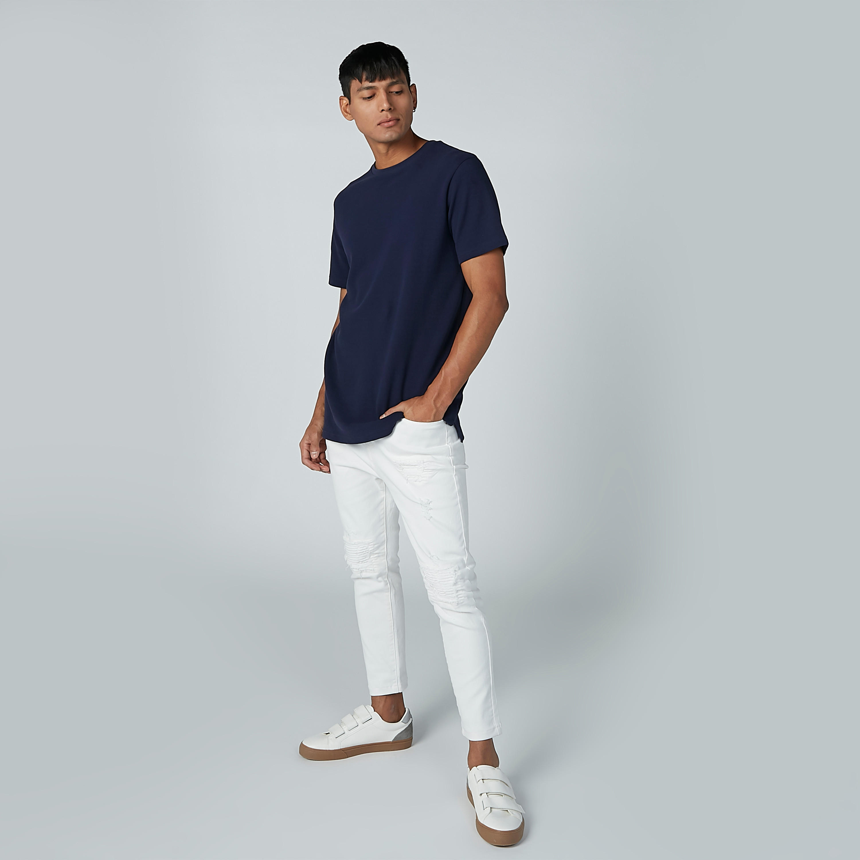 تيشيرت مستدام سادة بقصّة سليم وأكمام قصيرة -men-clothing-tshirtsandpolos-tshirts-image-4