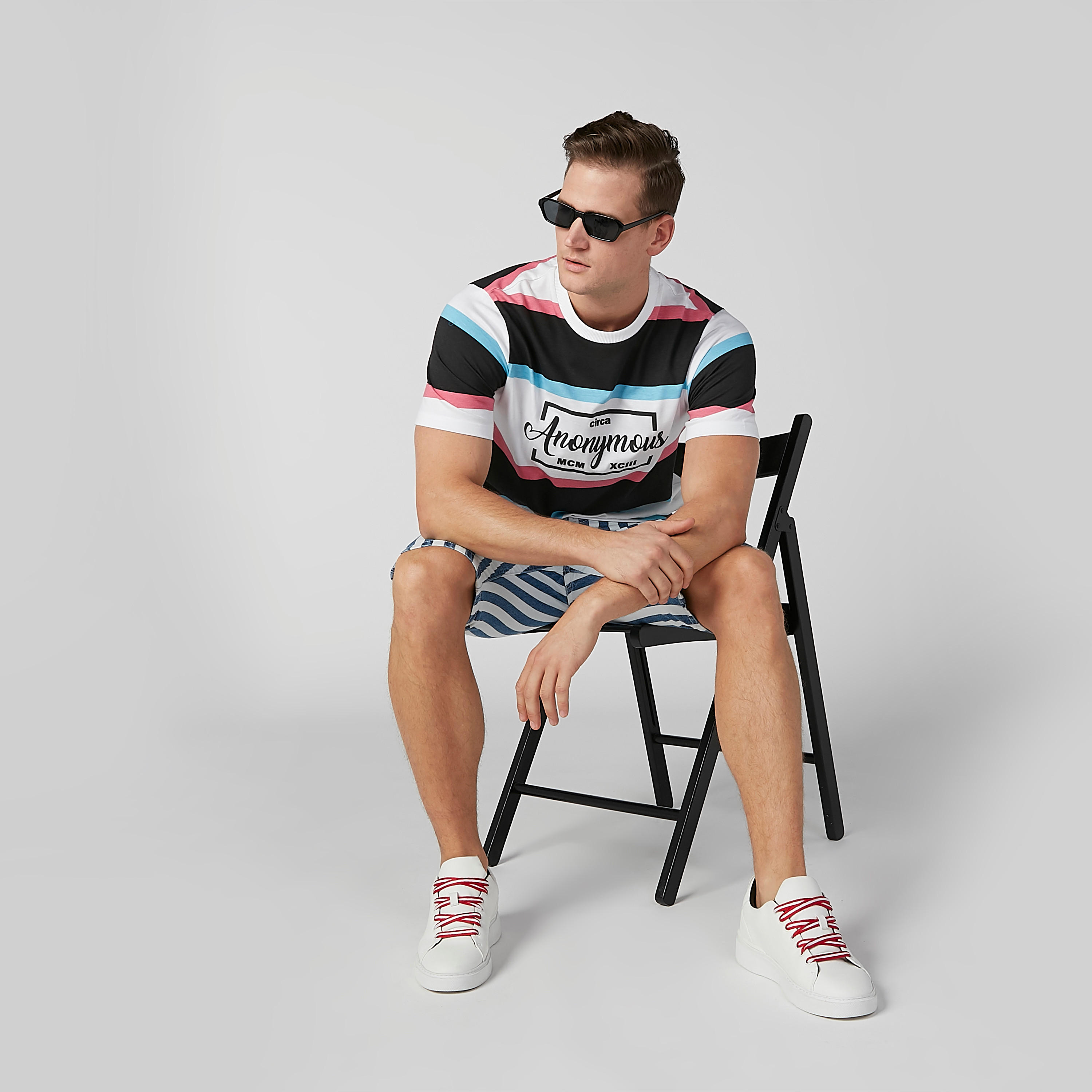 تيشيرت مستدام سليم وياقة مستديرة وطبعات -men-clothing-tshirtsandpolos-tshirts-image-3