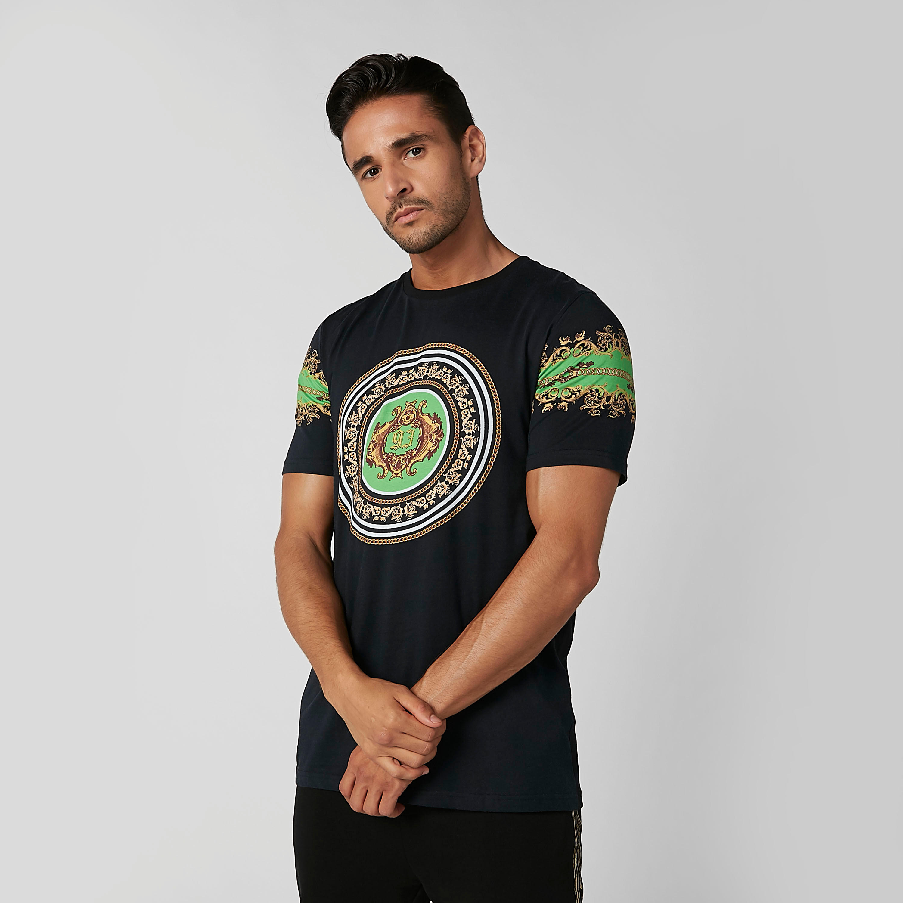 تيشيرت بياقة مستديرة وأكمام قصيرة وطبعات-men-clothing-tshirtsandpolos-tshirts-image-2