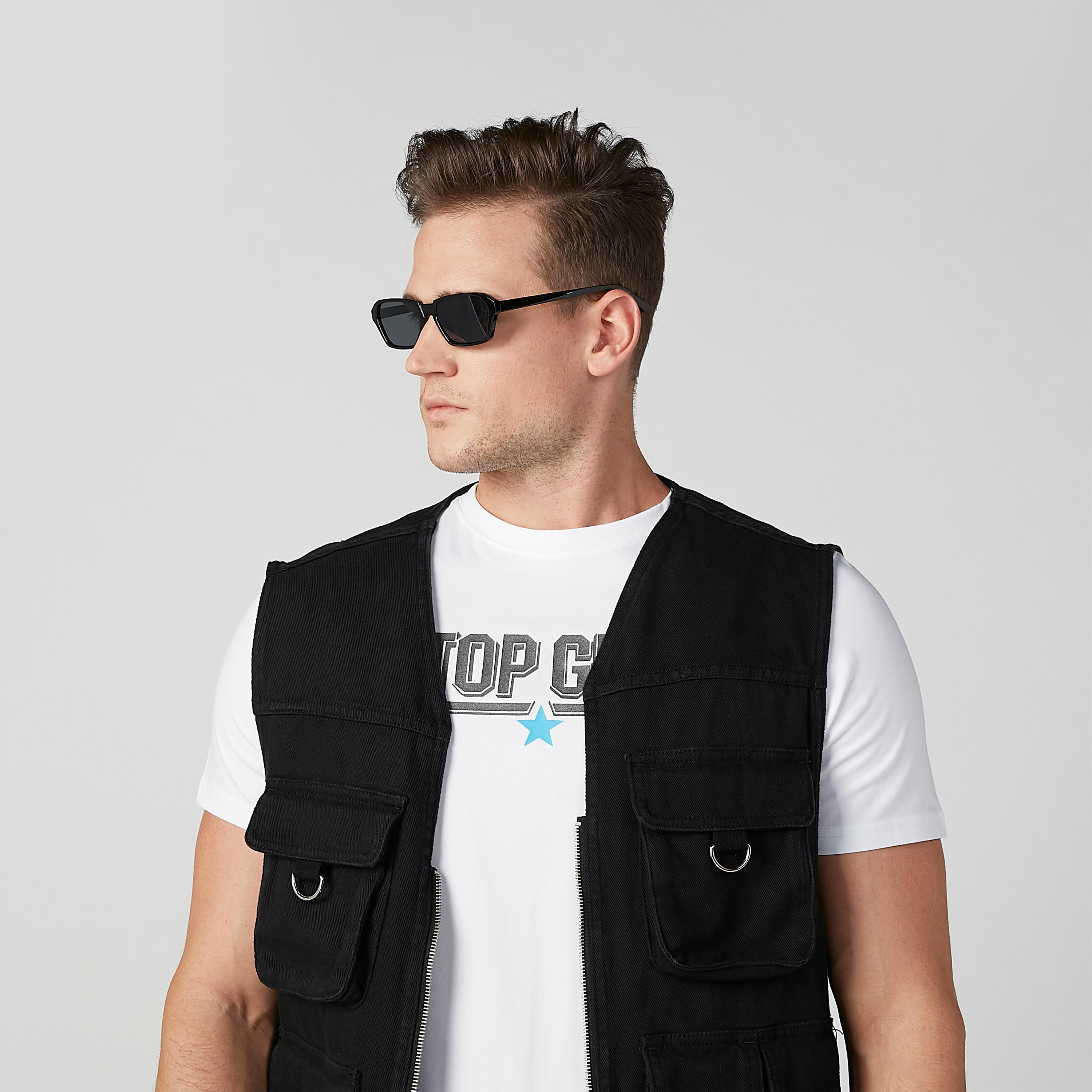 Plain Sleeveless Jacket with Pocket Detail-men-clothing-jacketsandblazers-jackets-image-2