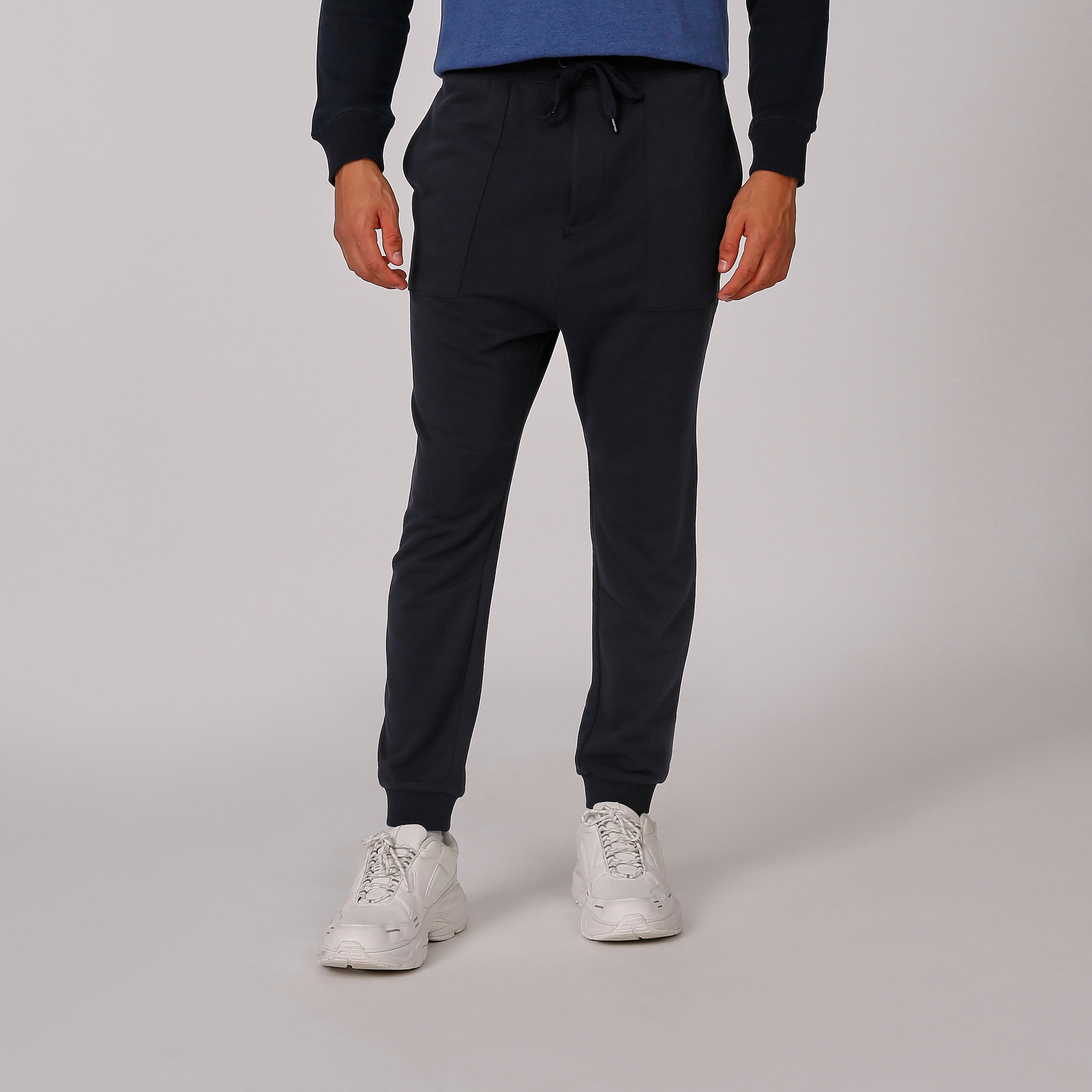 بنطلون رياضي مستدام بأساور وخصر مطاطي -men-clothing-bottoms-joggers-image-3