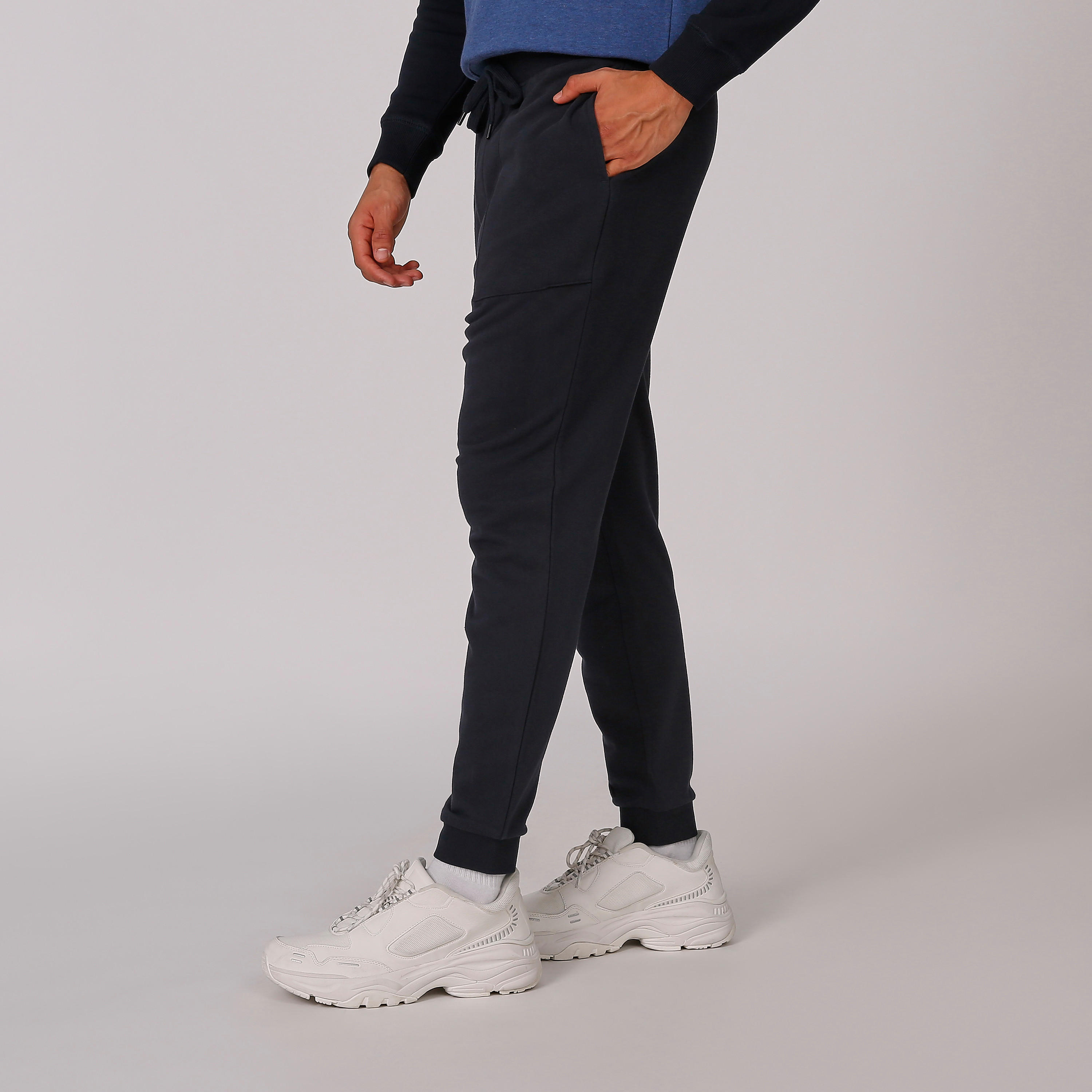 بنطلون رياضي مستدام بأساور وخصر مطاطي -men-clothing-bottoms-joggers-image-4