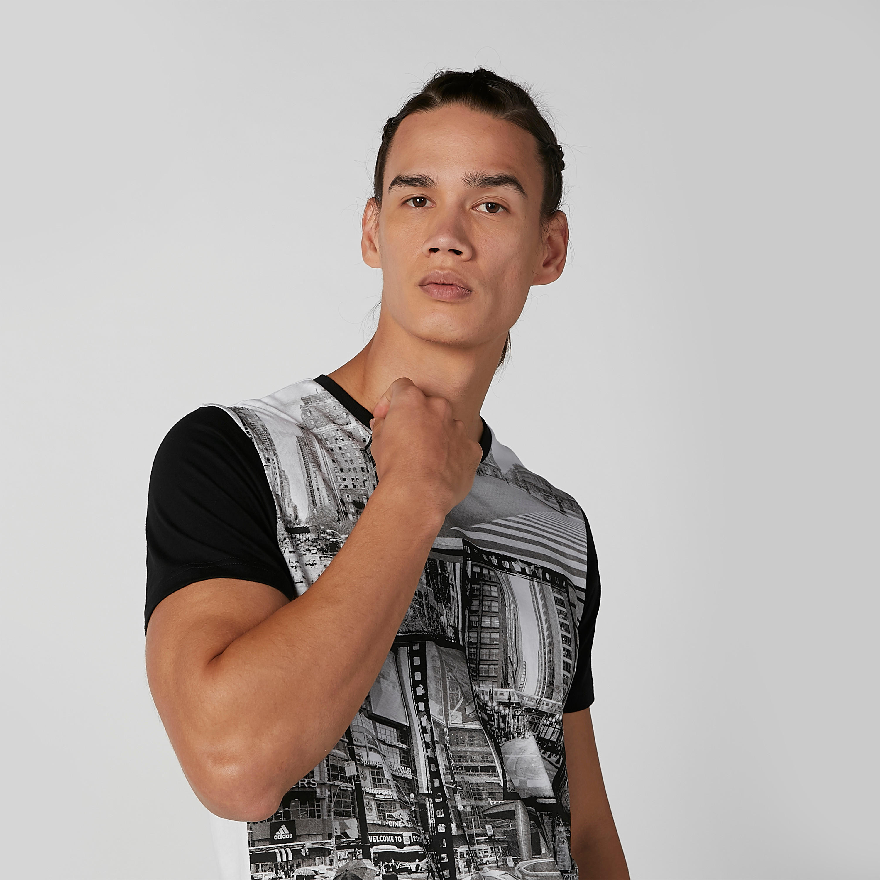 تيشيرت بياقة مستديرة وأكمام قصيرة وطبعات-men-clothing-tshirtsandpolos-tshirts-image-3