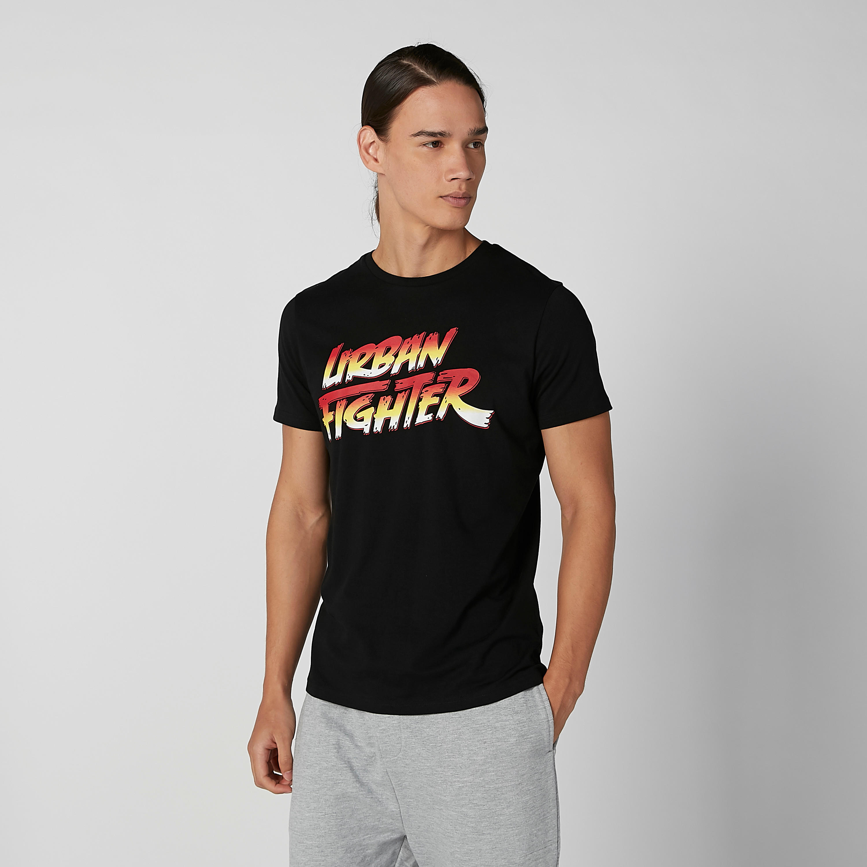 تيشيرت بياقة مستديرة وأكمام قصيرة وطبعات-men-clothing-tshirtsandpolos-tshirts-image-2
