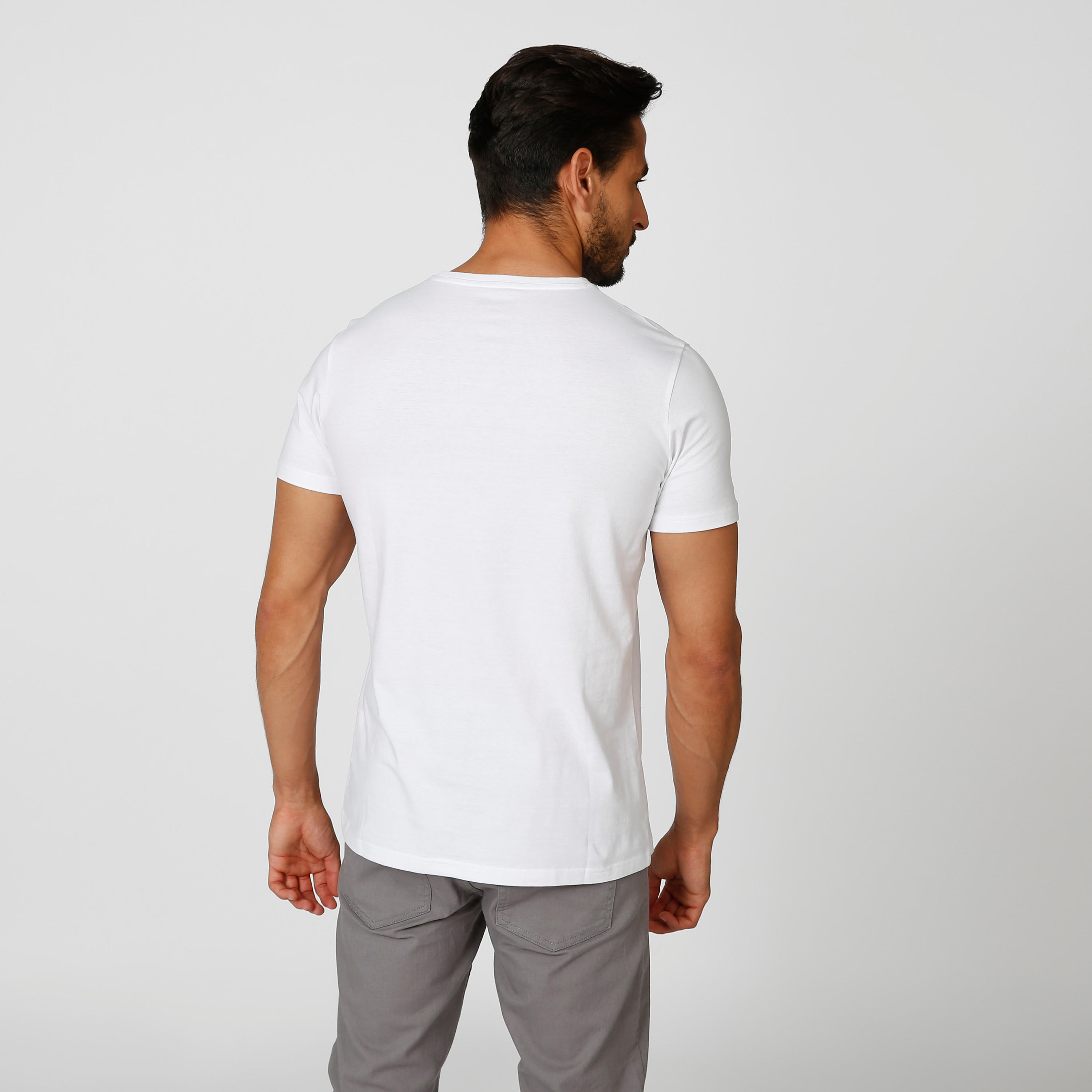 تيشيرت بياقة مستديرة وأكمام قصيرة وطبعات-men-clothing-tshirtsandpolos-tshirts-image-2