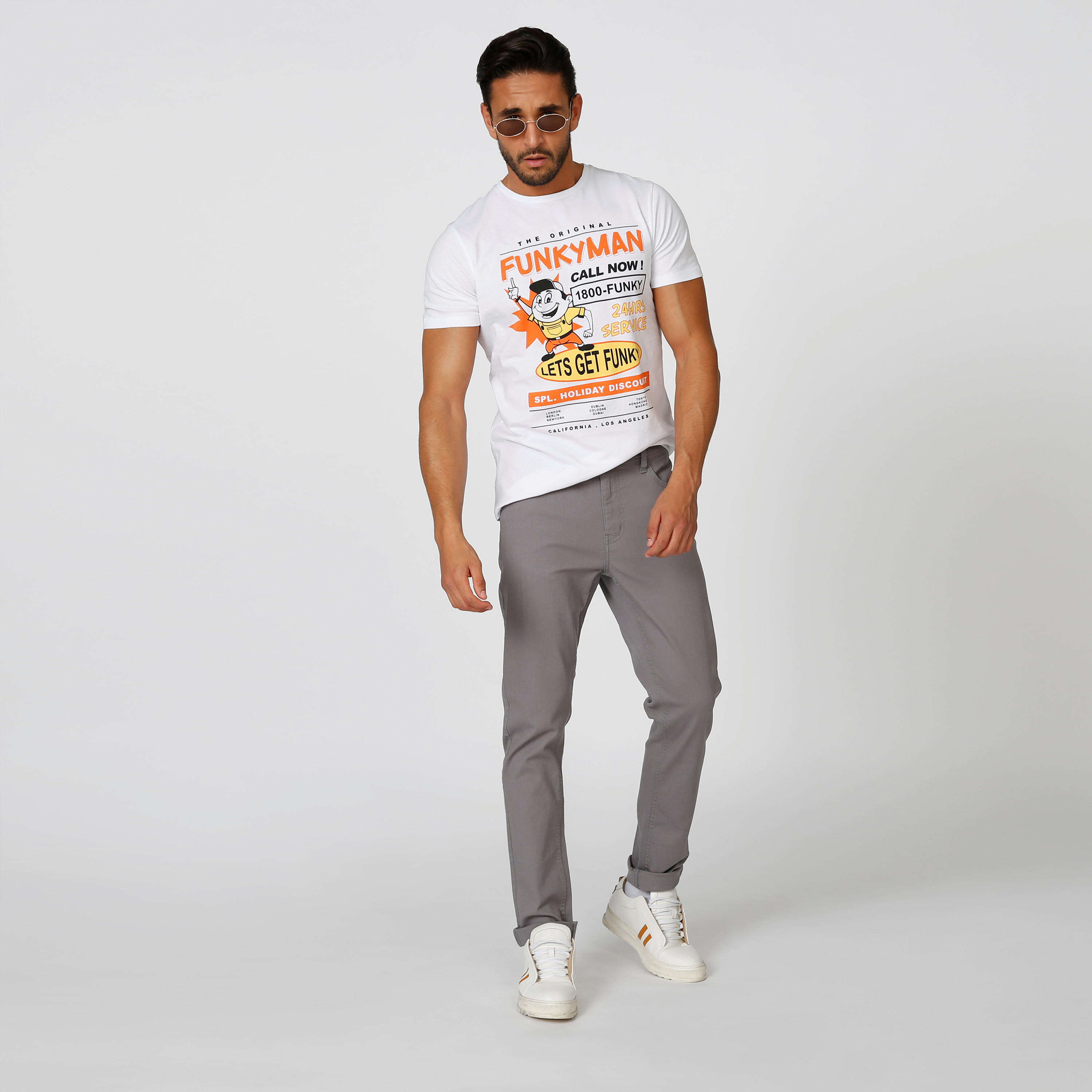 تيشيرت بياقة مستديرة وأكمام قصيرة وطبعات-men-clothing-tshirtsandpolos-tshirts-image-5