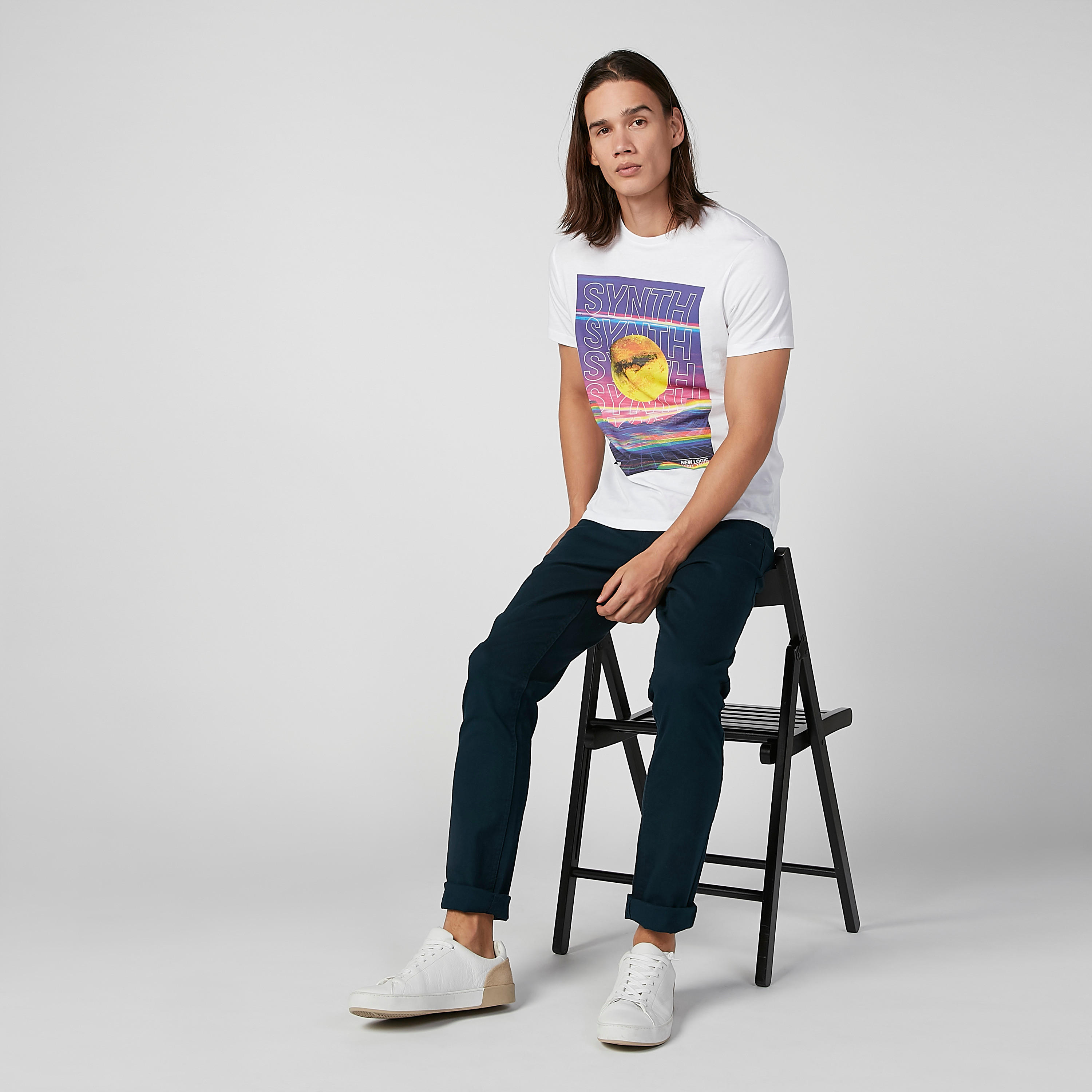 تيشيرت بياقة مستديرة وأكمام قصيرة وطبعات-men-clothing-tshirtsandpolos-tshirts-image-2
